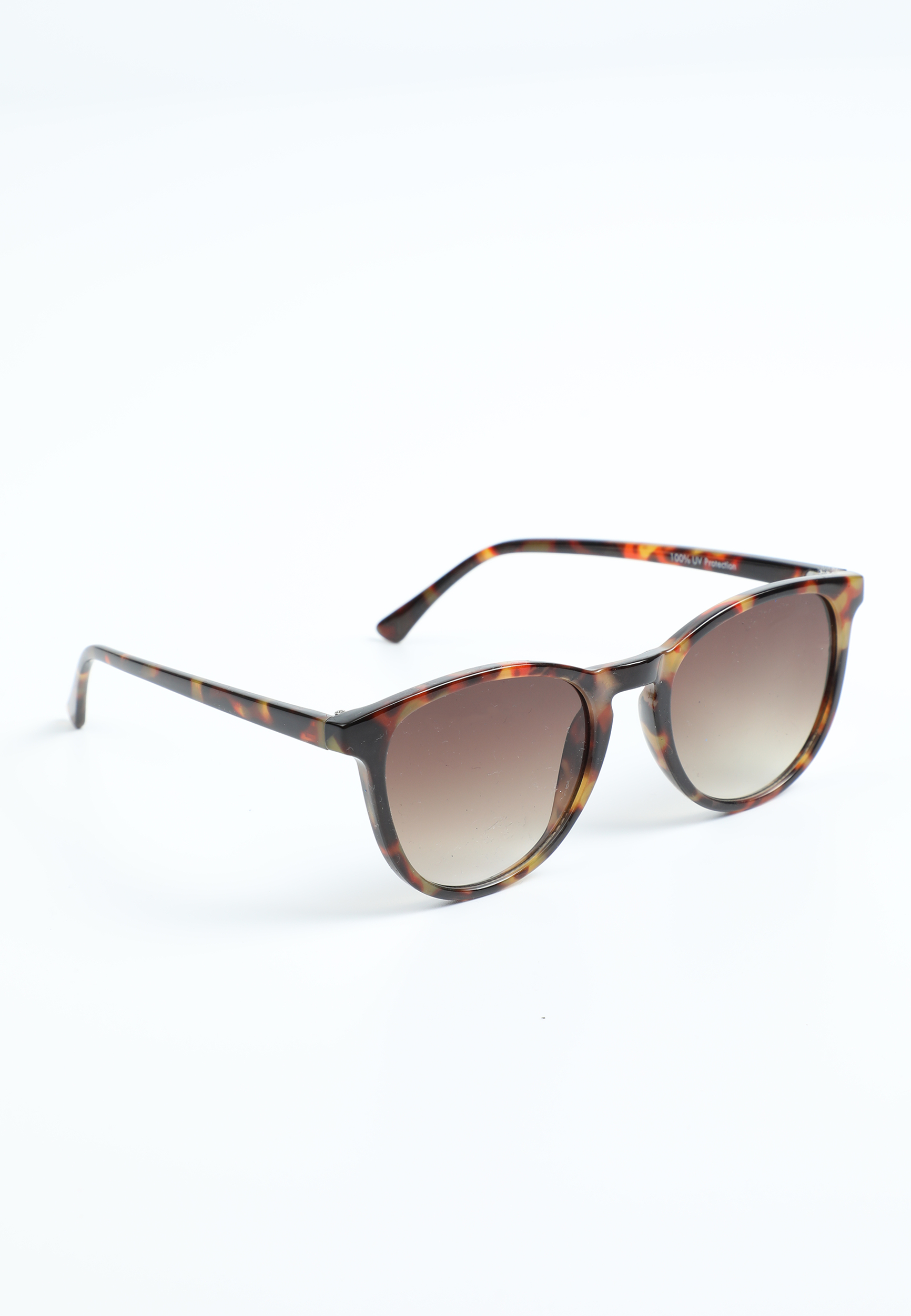 Daytripper Round Tortoise Sunglasses | maurices