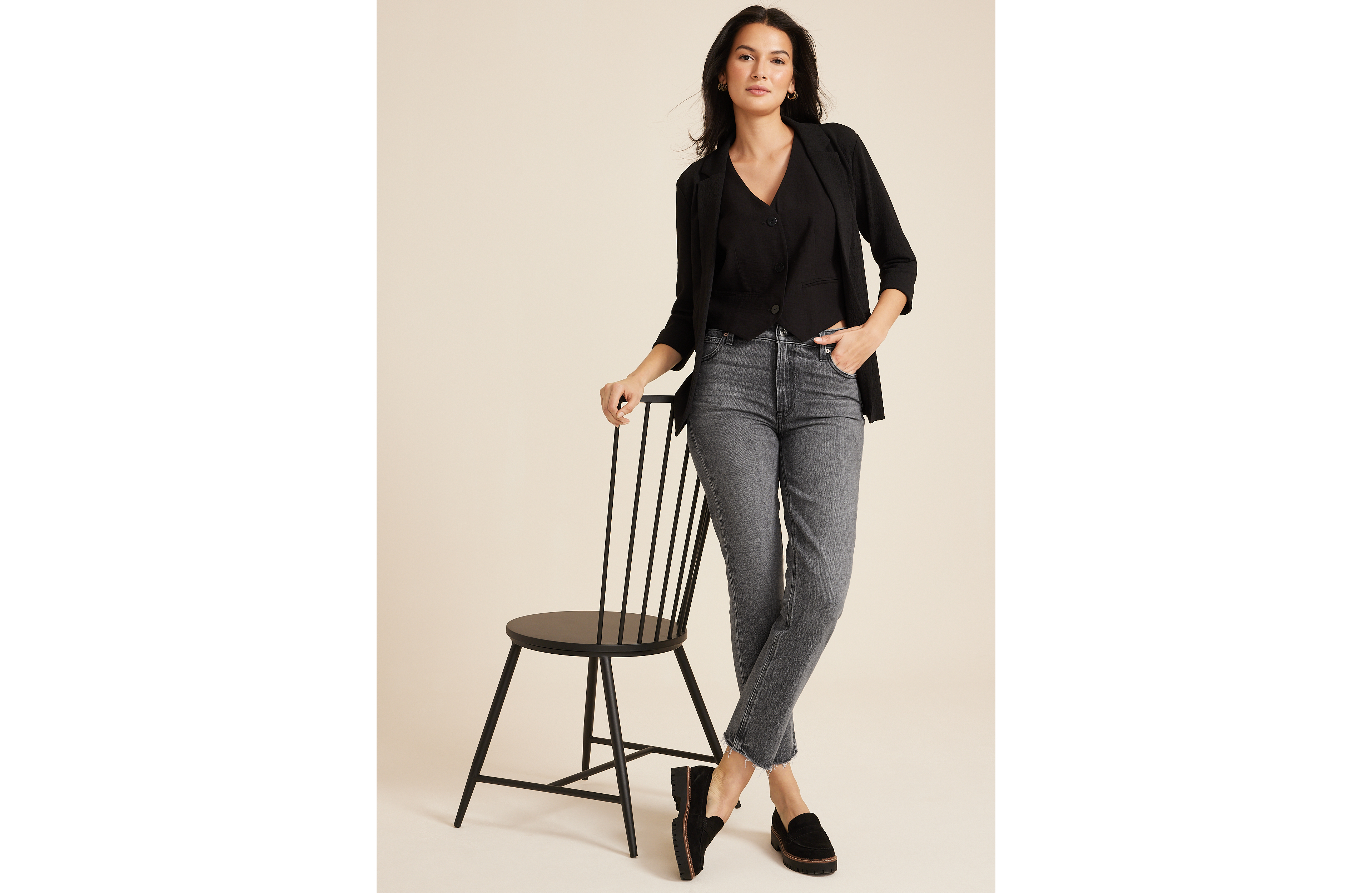 Goldie Blues™ Black High Rise Cheeky Taper Ankle Jean