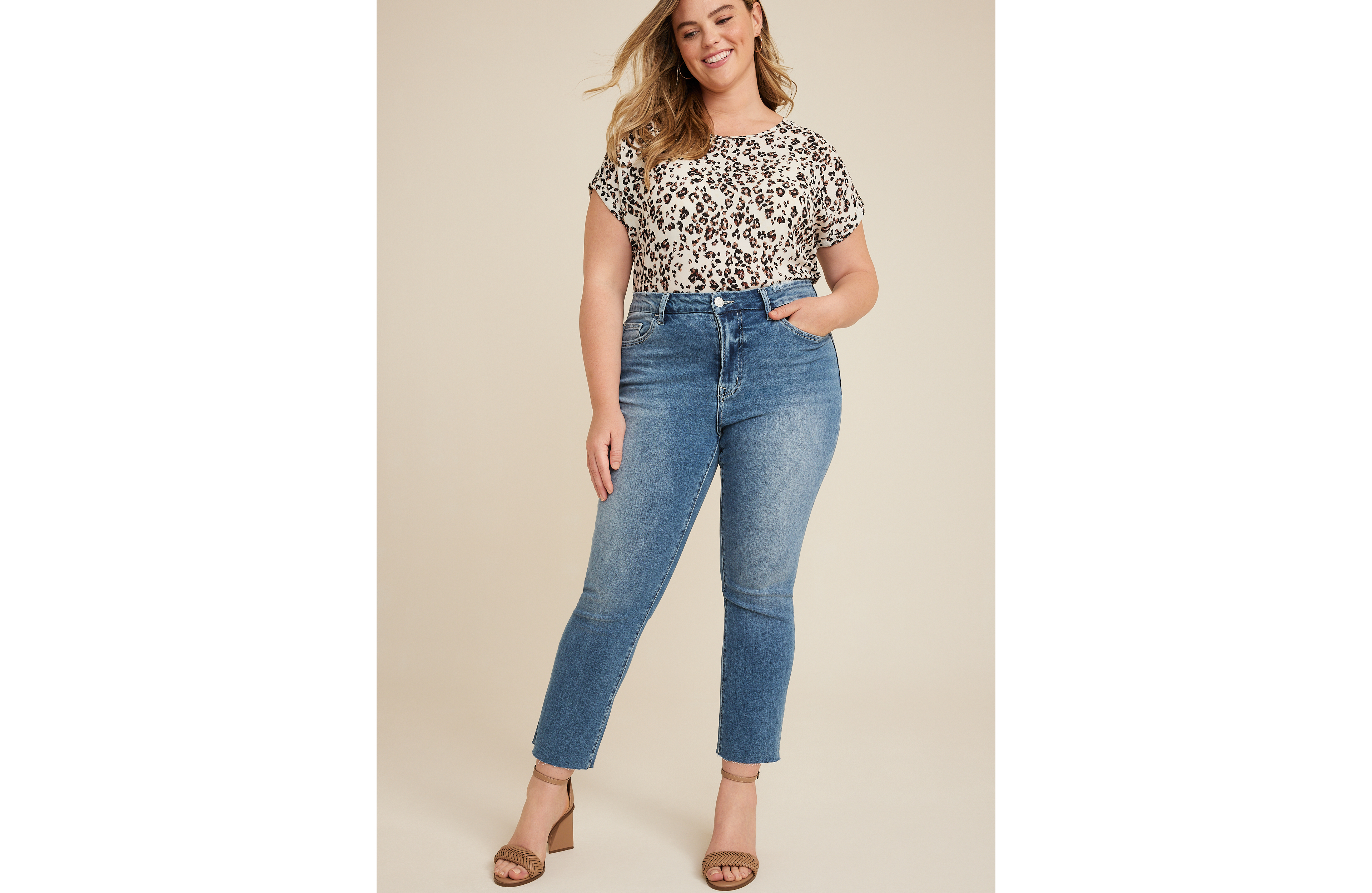 Plus Vervet™ Mid Rise Slim Straight Ankle Jean