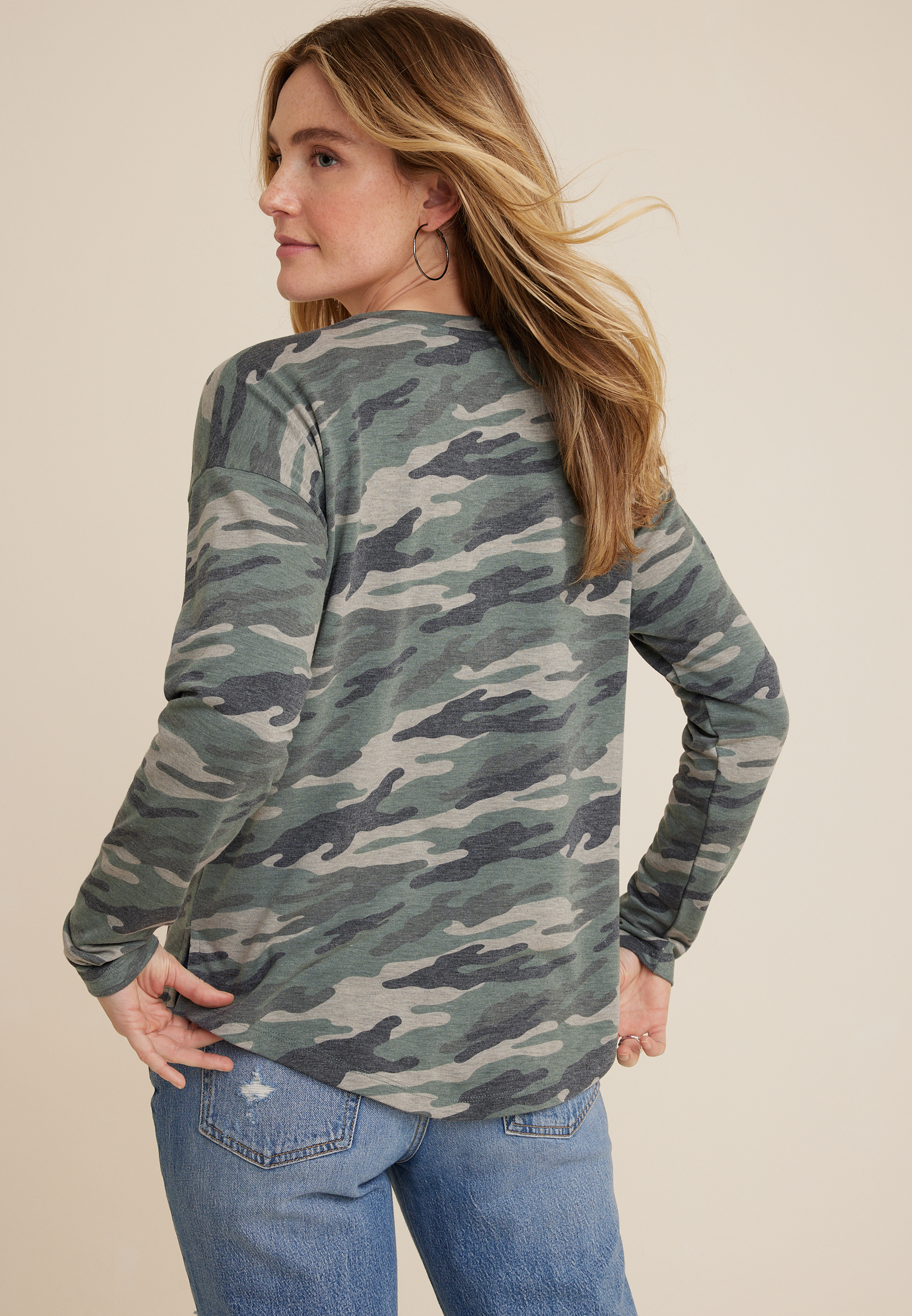 24/7 Clara Long Sleeve Tee, C1524, large