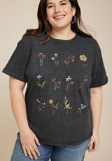 Plus Size Stacked Floral Graphic Tee, C1876, small