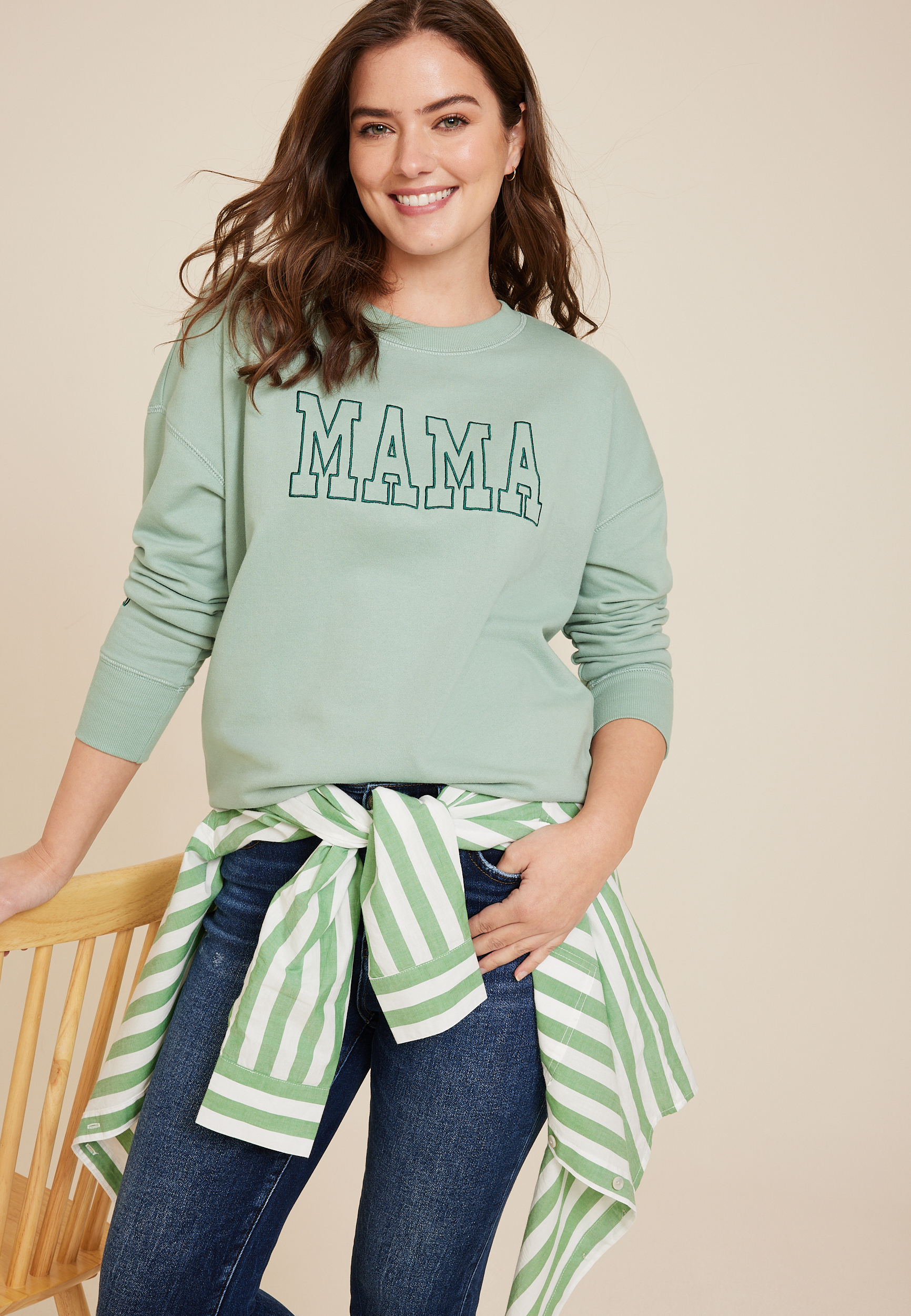 Mama Embroidered French Terry Relaxed Fit Sweatshirt, C9312, large