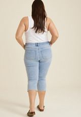 Plus Size Everflex&trade; High Rise Seamed Waist Cropped Jean, C2806, small