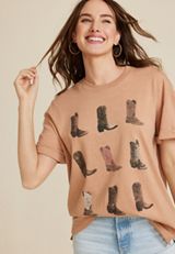 Studded Cowgirl Boots Oversized Graphic Tee, C6186, small