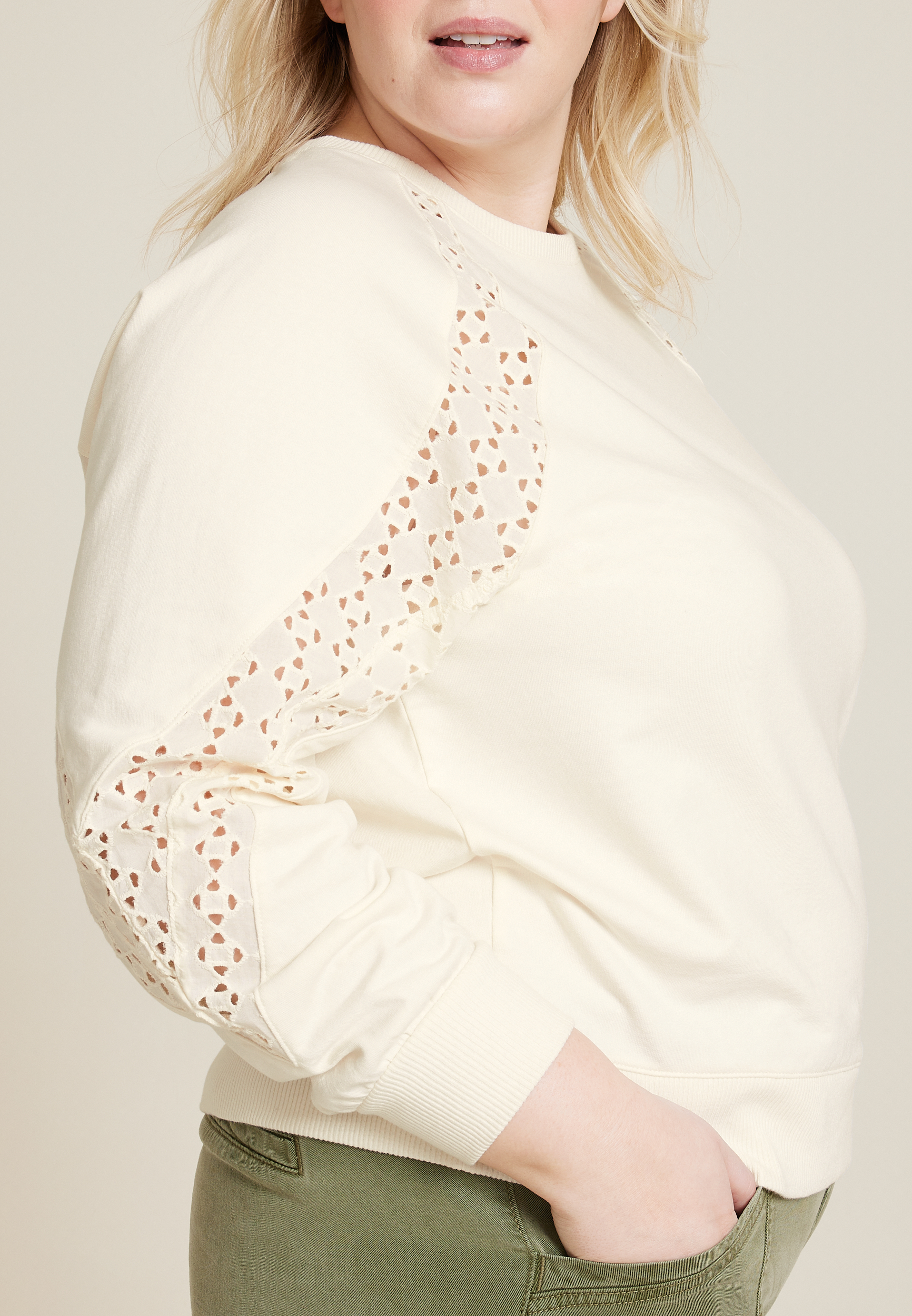 Plus Size Eyelet Sleeve Sweatshirt, C2789, large