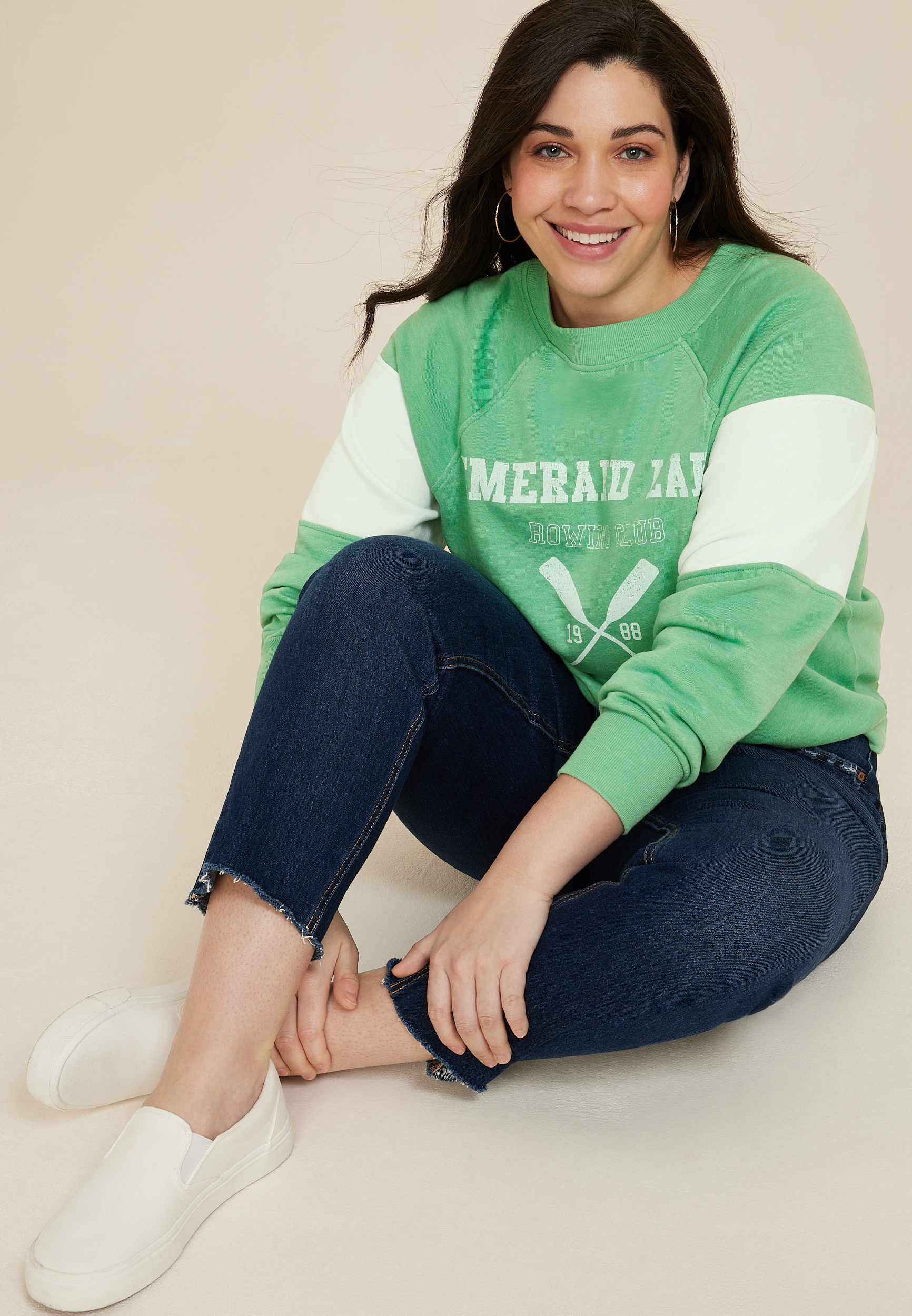 Plus Size Emerald Lake Sweatshirt, C5327, large