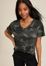 24/7 Flawless Camo V Neck Tee, C1524, small