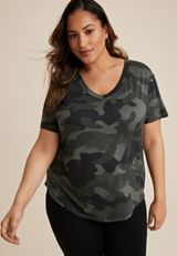 Plus Size 24/7 Flawless Camo V Neck Tee, MULTI, small