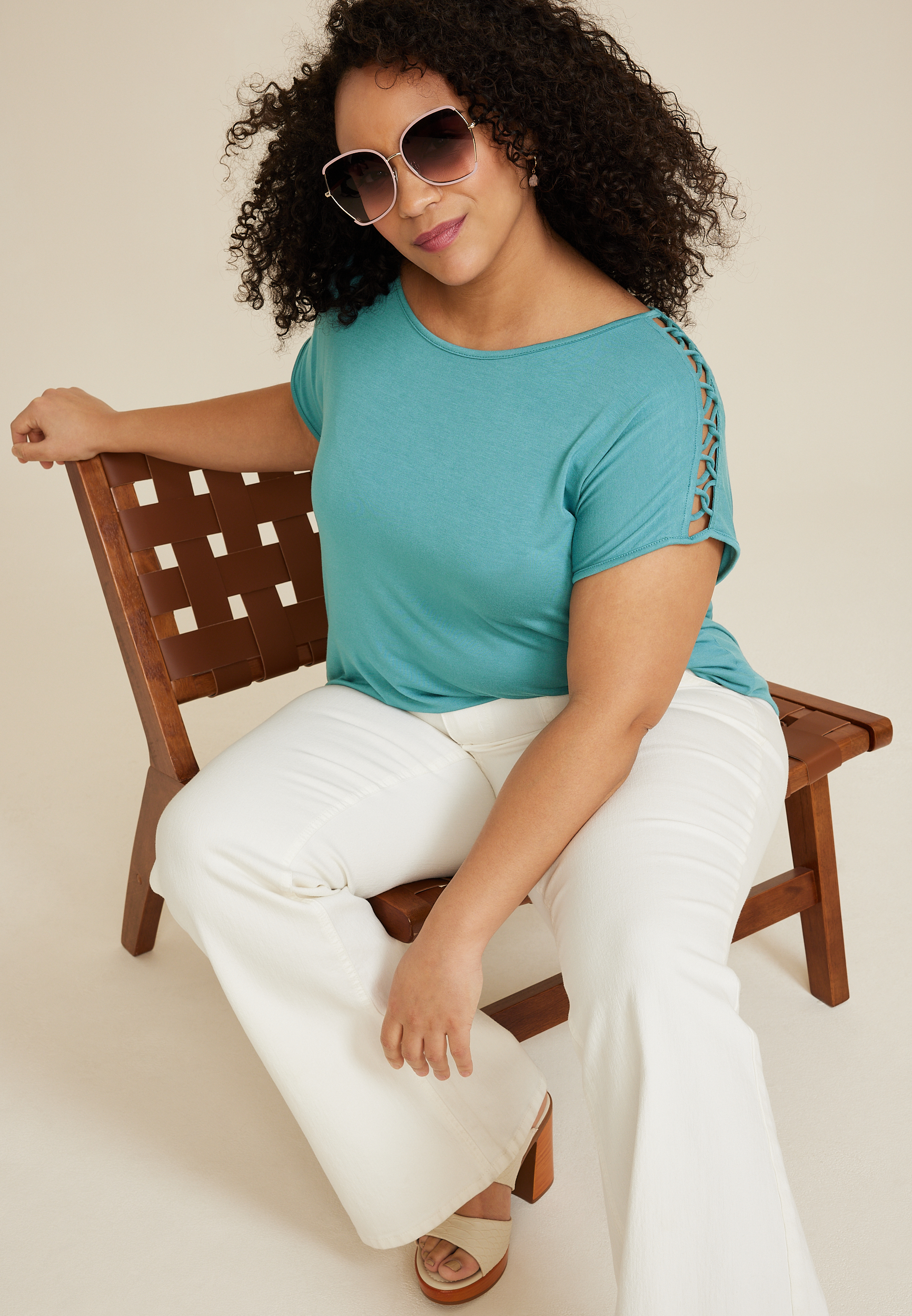 Plus Lattice Shoulder Short Sleeve Tee