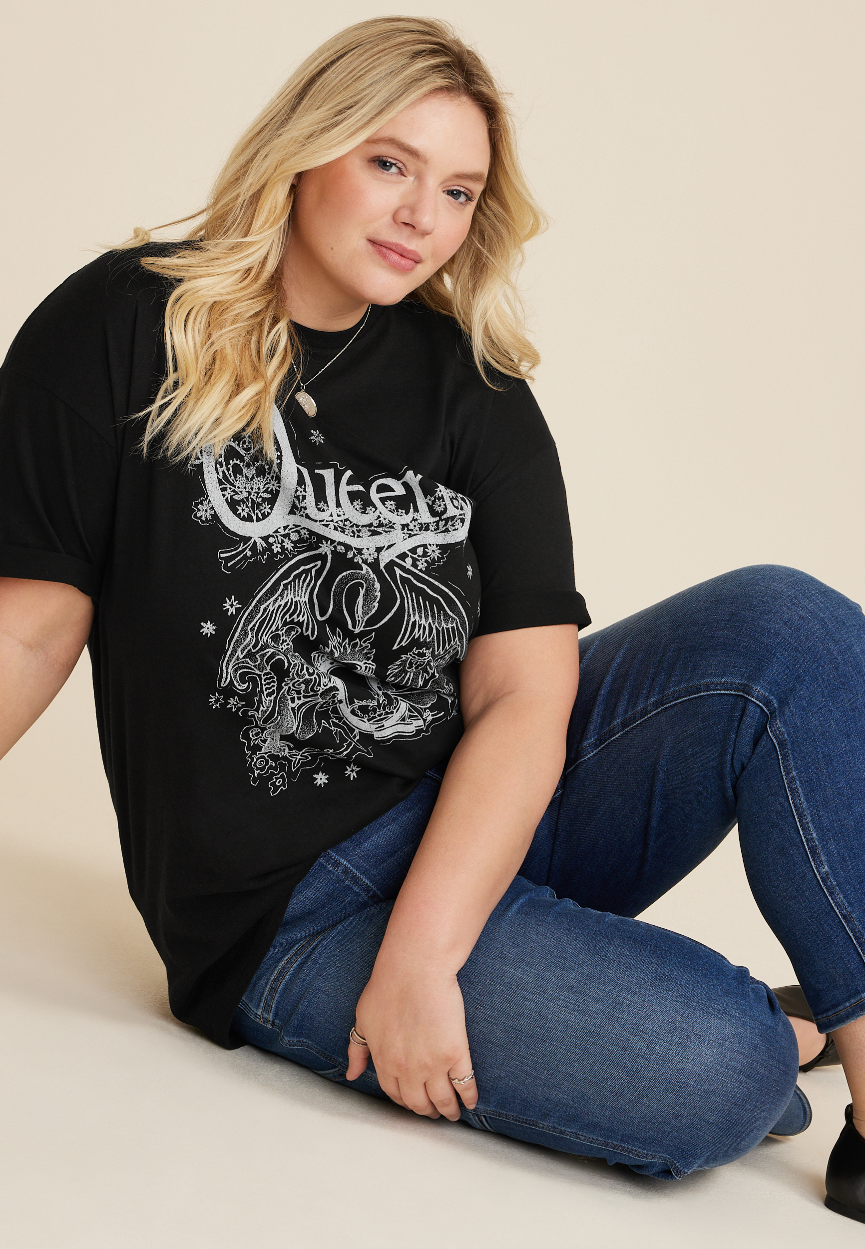 Plus Size Queen Graphic Oversized Tee, BLACK, large
