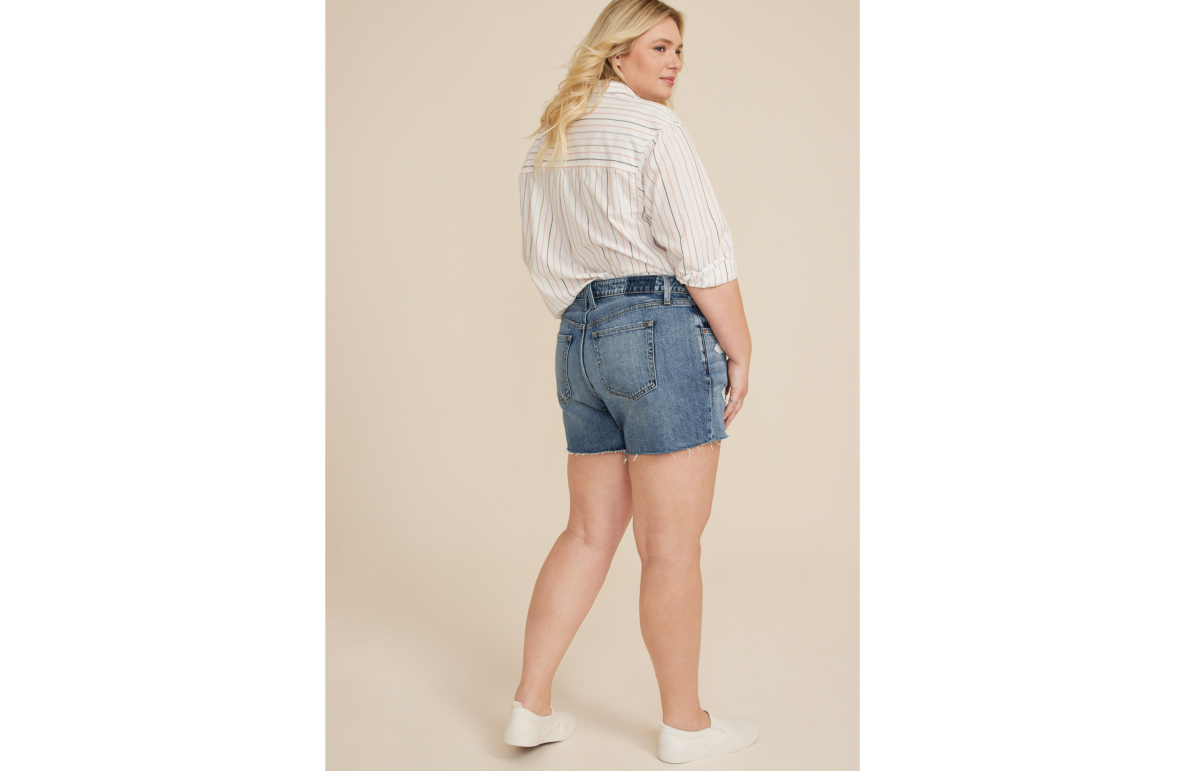 Plus Goldie Blues™ High Rise Cheeky 5in Short