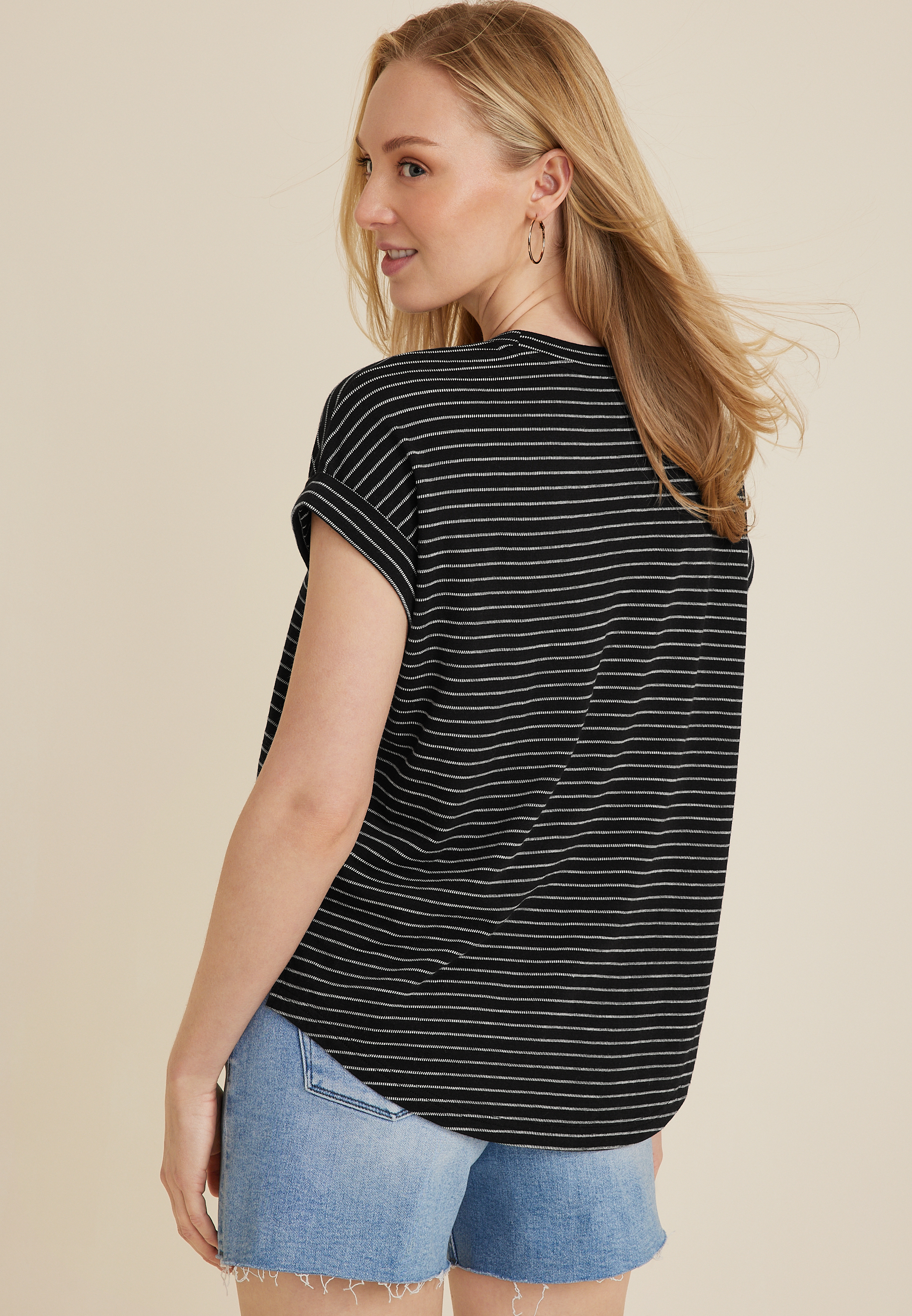 24/7 Clara Textured Striped Tee