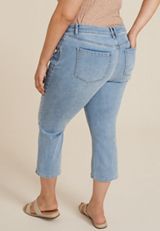 Plus Size Everflex&trade; Curvy High Rise Seamed Waist Cropped Jean, LIGHT SANDBLAST, small