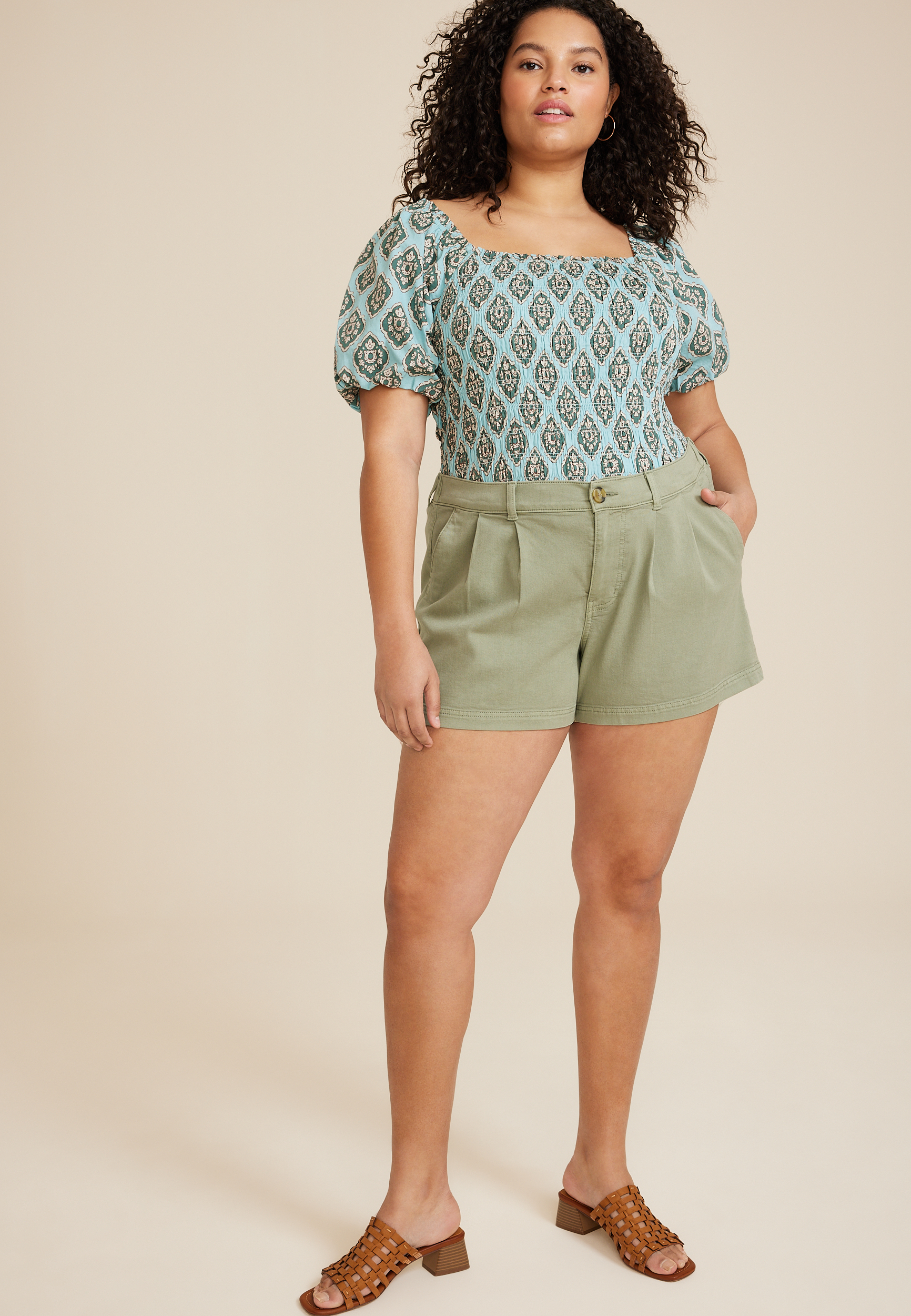 Plus size best sale pull on shorts