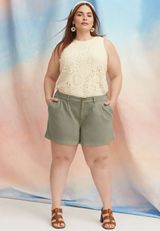 Plus Size Pleated Twill High Rise 4in Short, C425, small