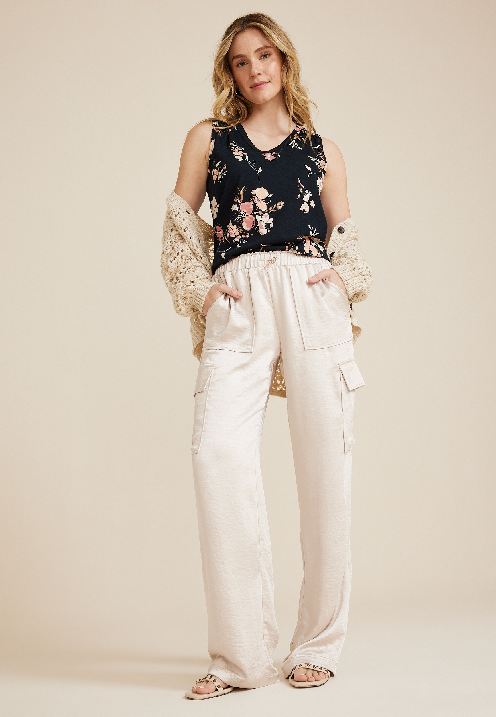 24/7 Morgan Floral V Neck Tank Top, C1756, large