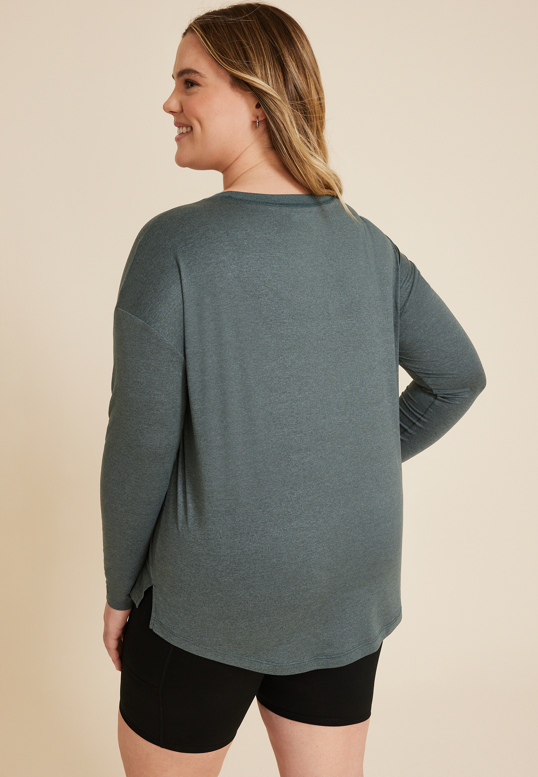 Plus Size 24/7 Clara Long Sleeve Tee, C1612, large