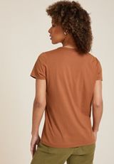 Stacked Retro Flower Classic Fit Graphic Tee, C200, small