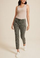 Weekender High Rise Camo Tapered Pant, OLIVE COMBO, small