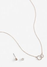 2 Piece Gold Interlock Necklace And Earring Box Set, GOLD, small