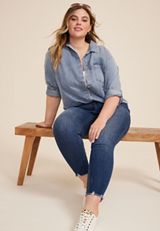 Plus Size Denim Medium Wash Button Up Shirt, C3321, small