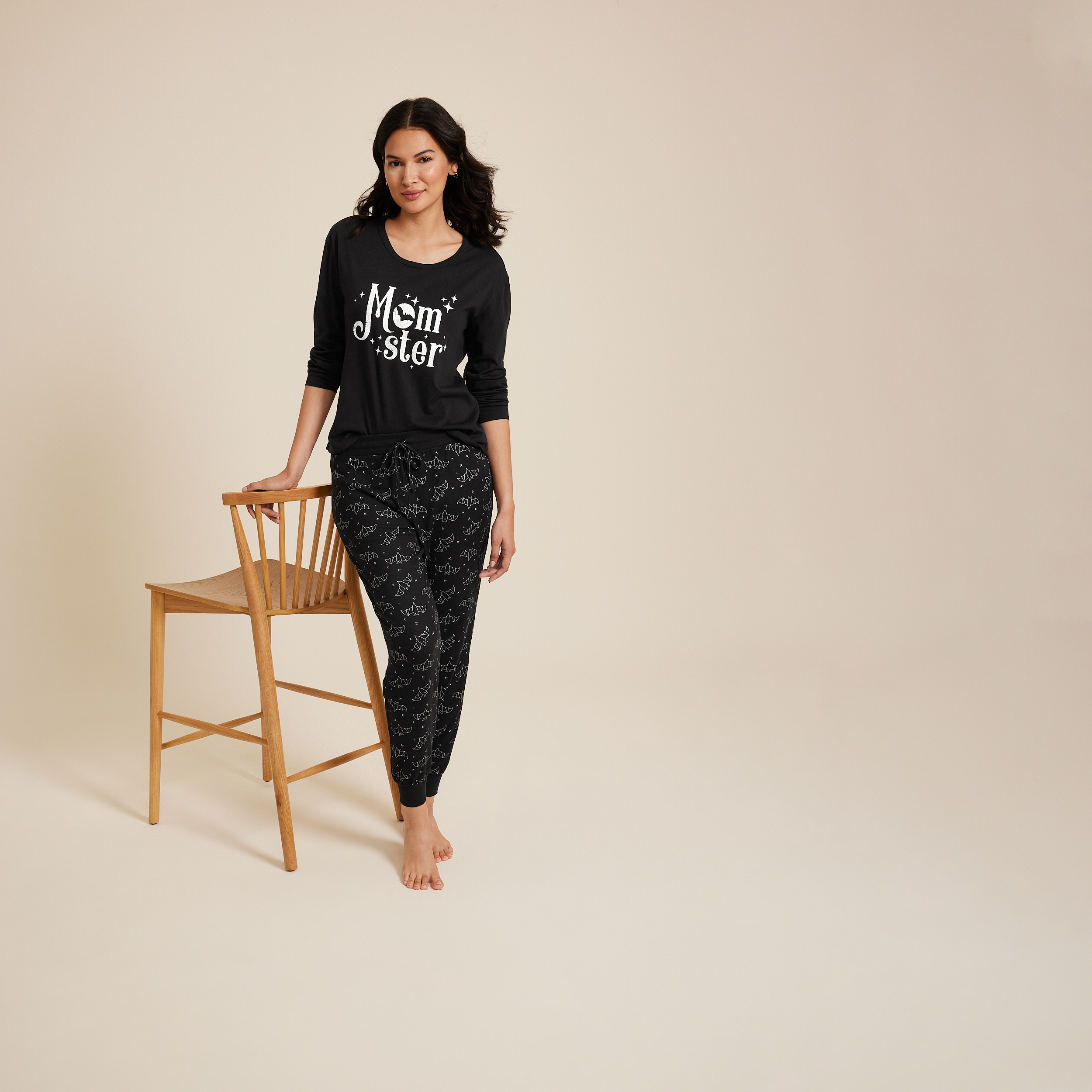 Momster Bat Cozy Graphic Tee And Jogger Pajama Set, C106, large
