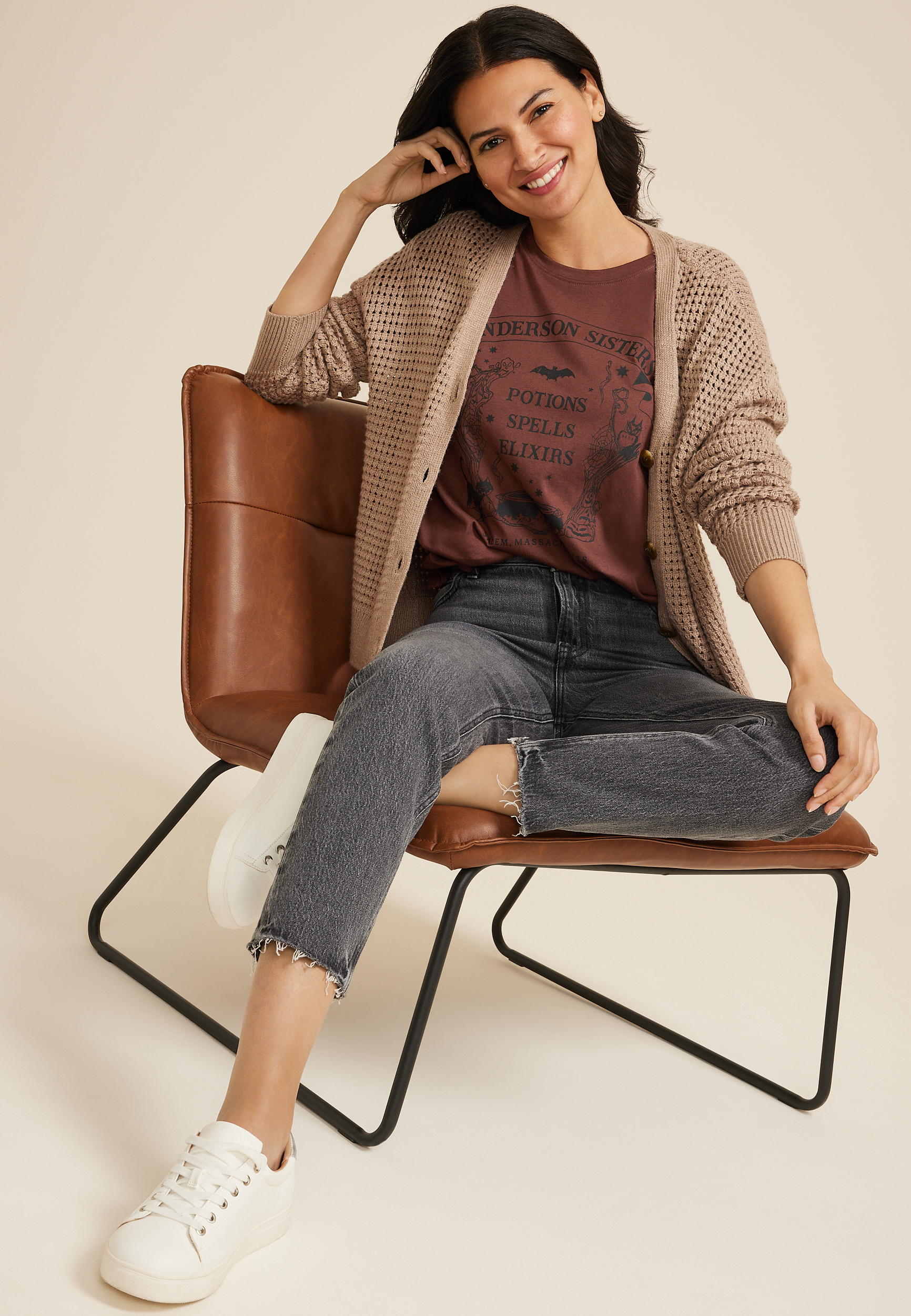 Sanderson Sisters Relaxed Fit Graphic Tee, C4835, large