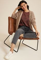 Sanderson Sisters Relaxed Fit Graphic Tee, C4835, small