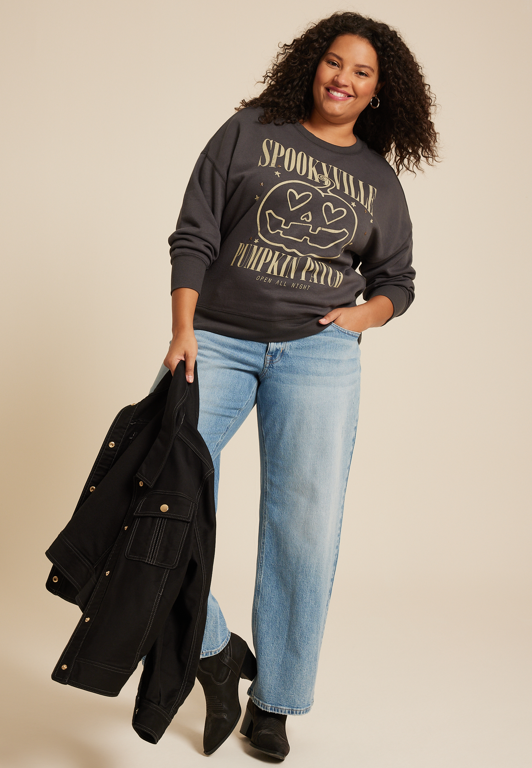 Plus Size Spookyville Pumpkin Patch Relaxed Fit Sweatshirt, PHANTOM BLACK, large