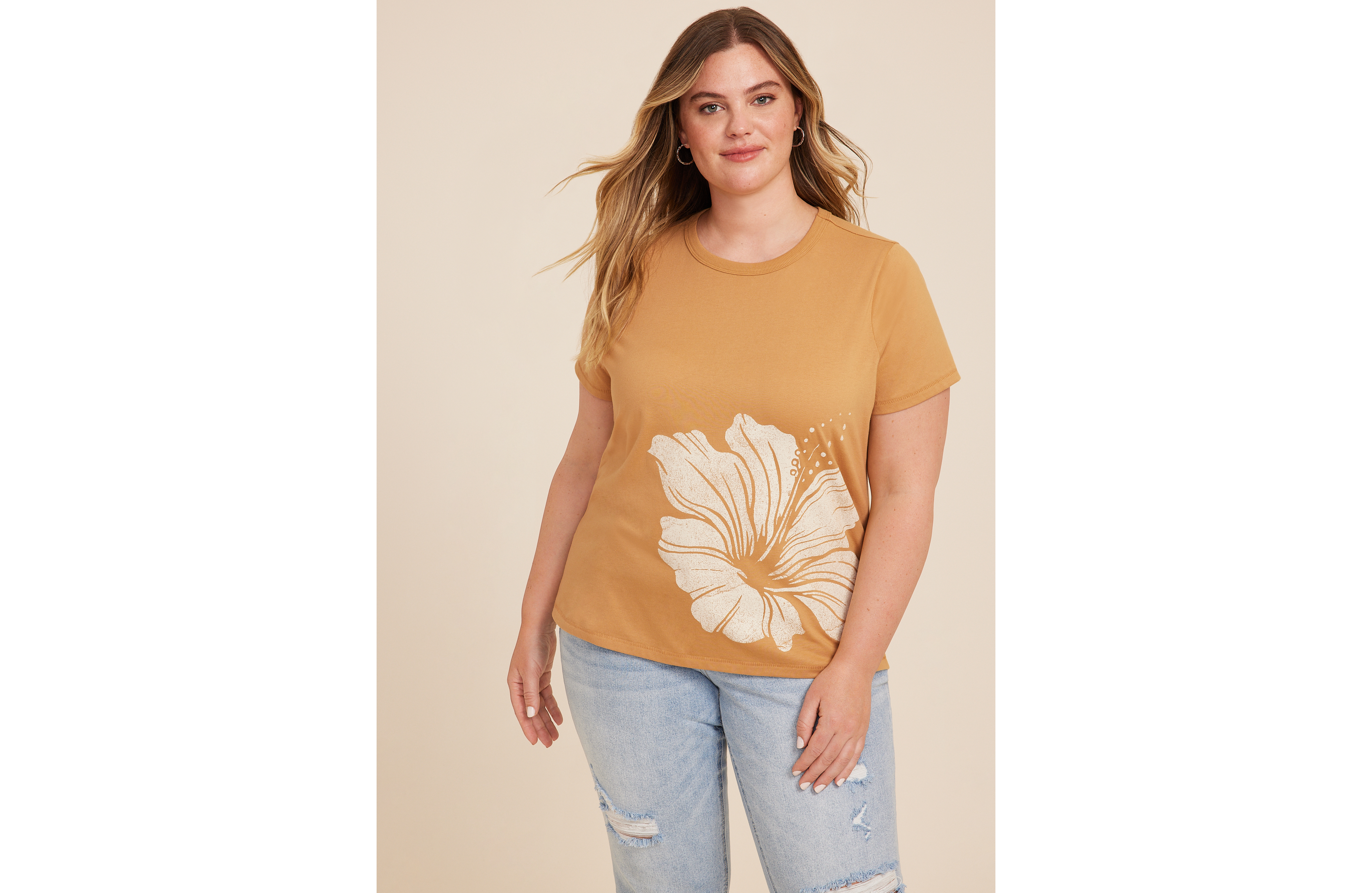 Plus Hibiscus Classic Fit Graphic Tee