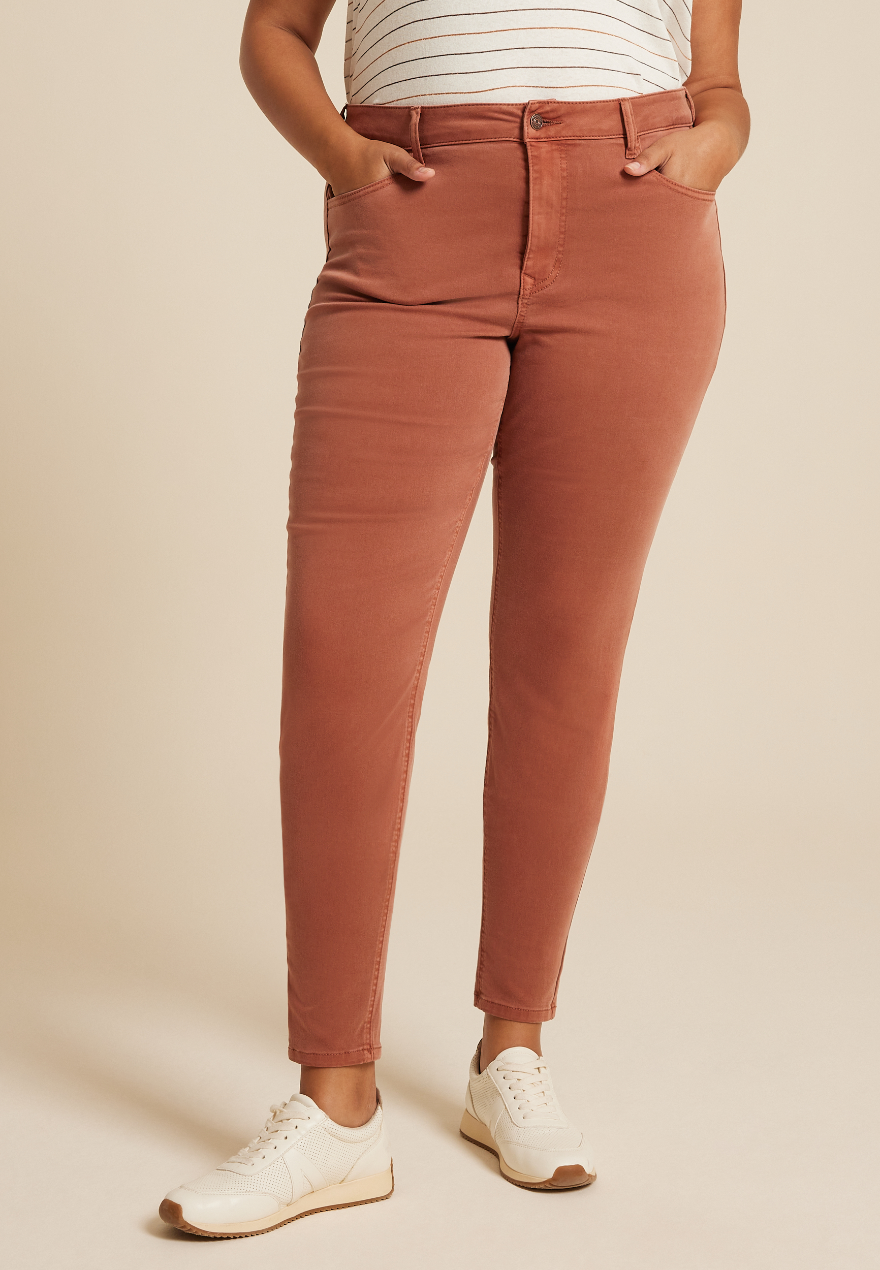 Shop Plus Size Women s Jeggings And Skinny Jeans Maurices maurices