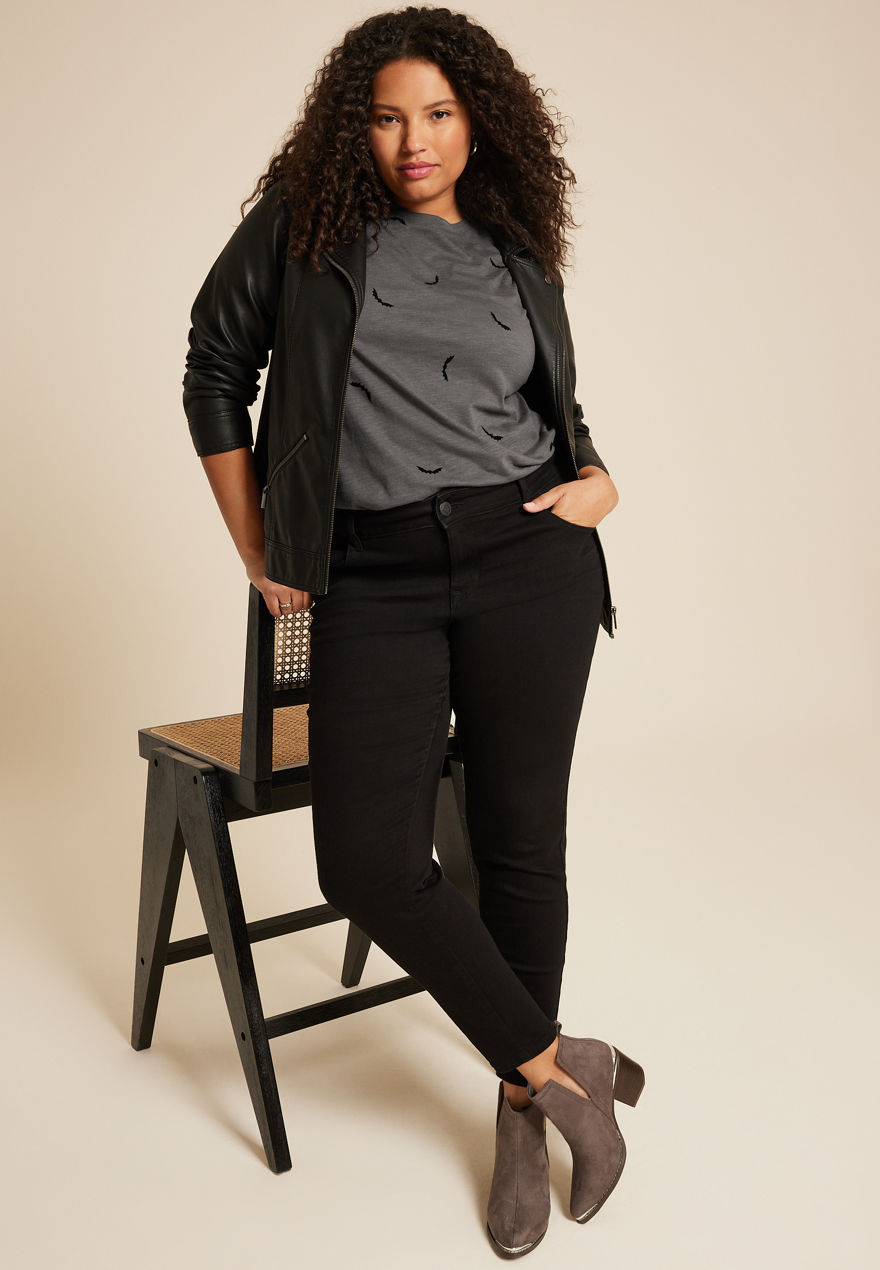 Plus Size 24/7 Dawson Bats Crew Neck Tee, C2722, large