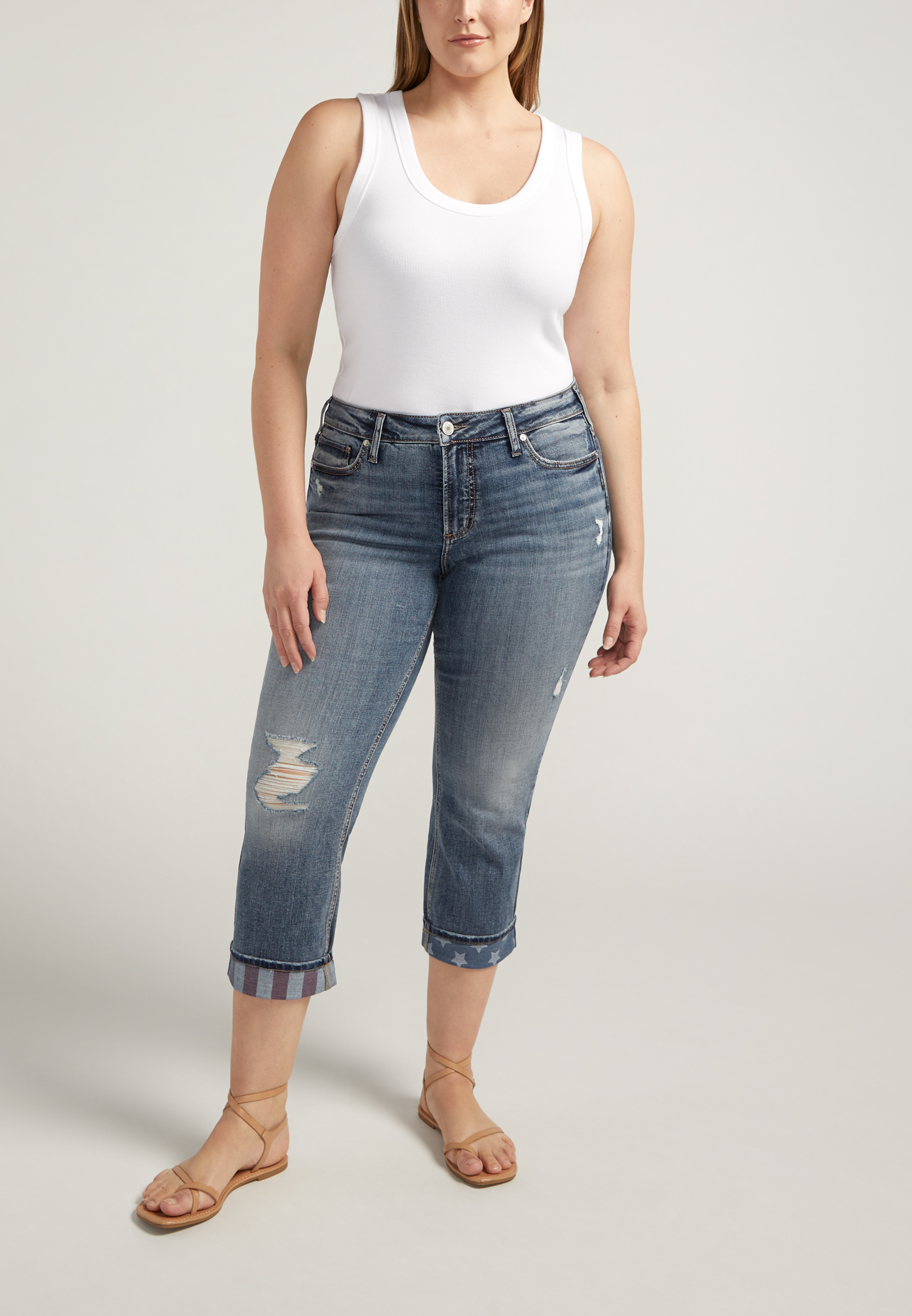 Plus Size Silver Jeans Co.® Suki Curvy Mid Rise Luxe Stretch Americana Cuff Capri Jean