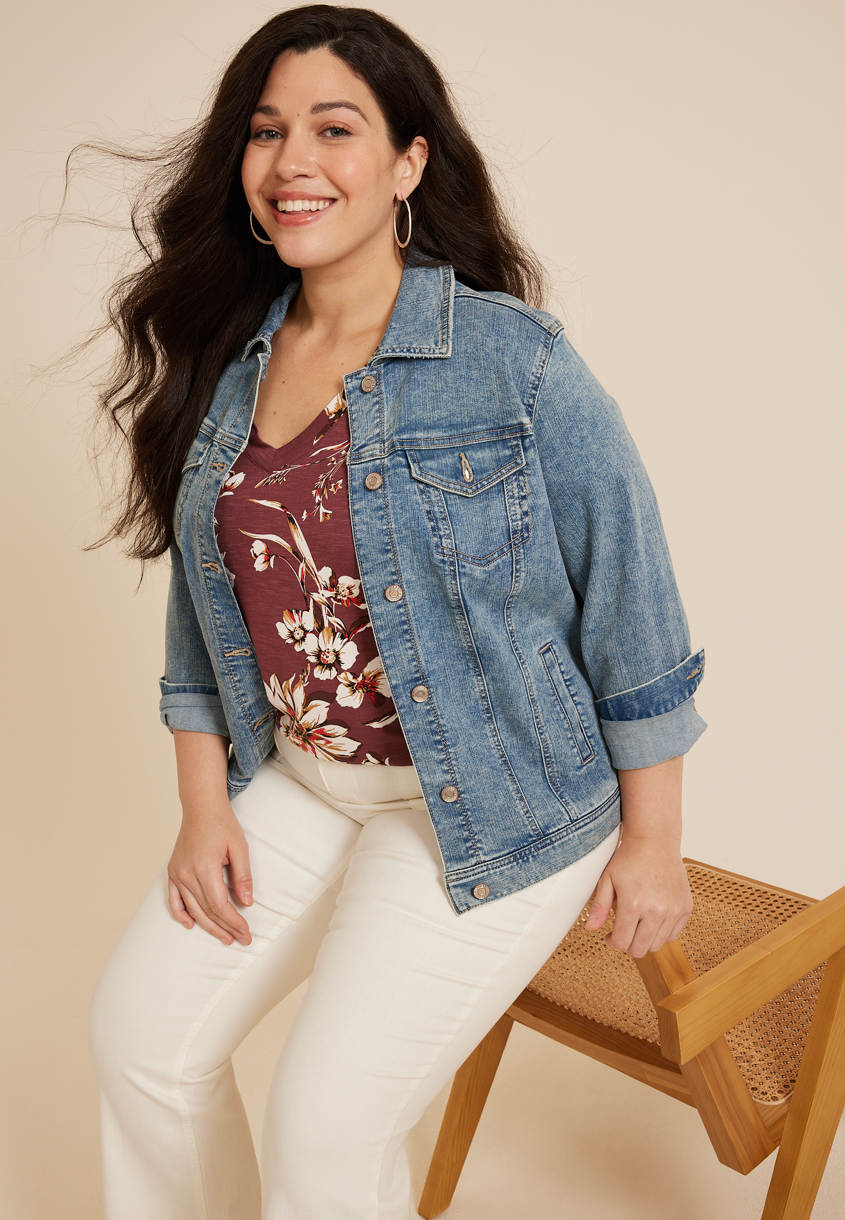 Plus Size 24/7 Floral Relaxed V Neck Tee, C5978, large