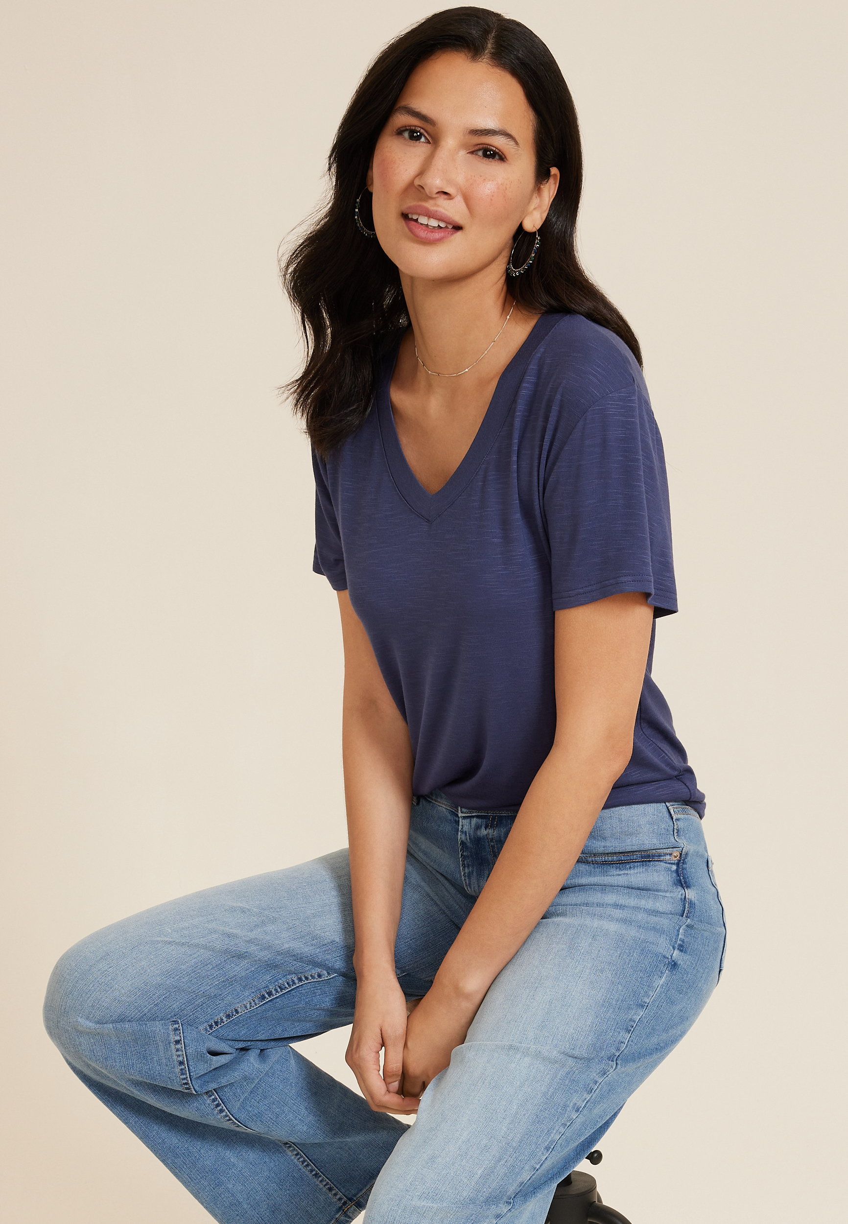 24/7 Relaxed V Neck Tee