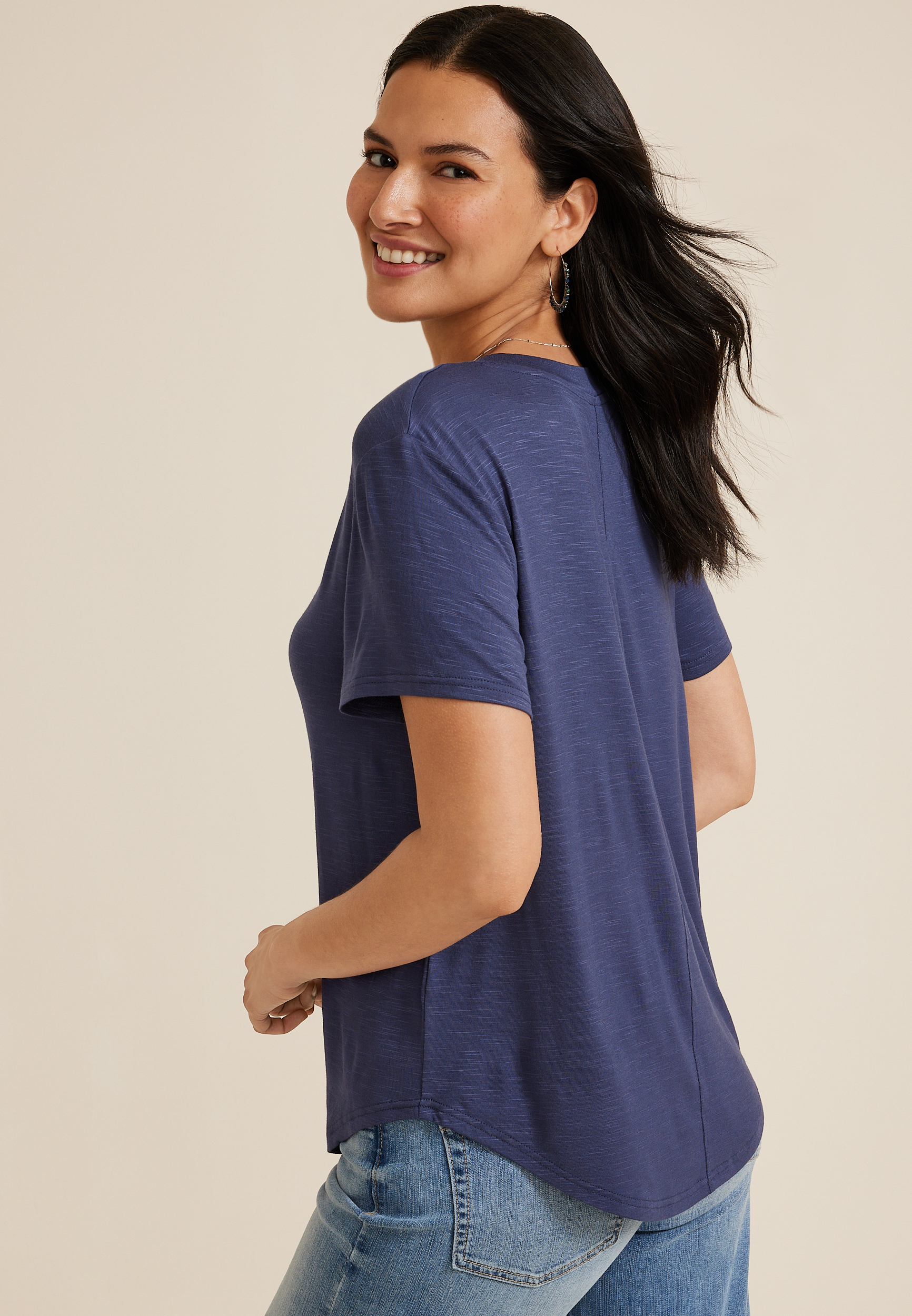 24/7 Relaxed V Neck Tee