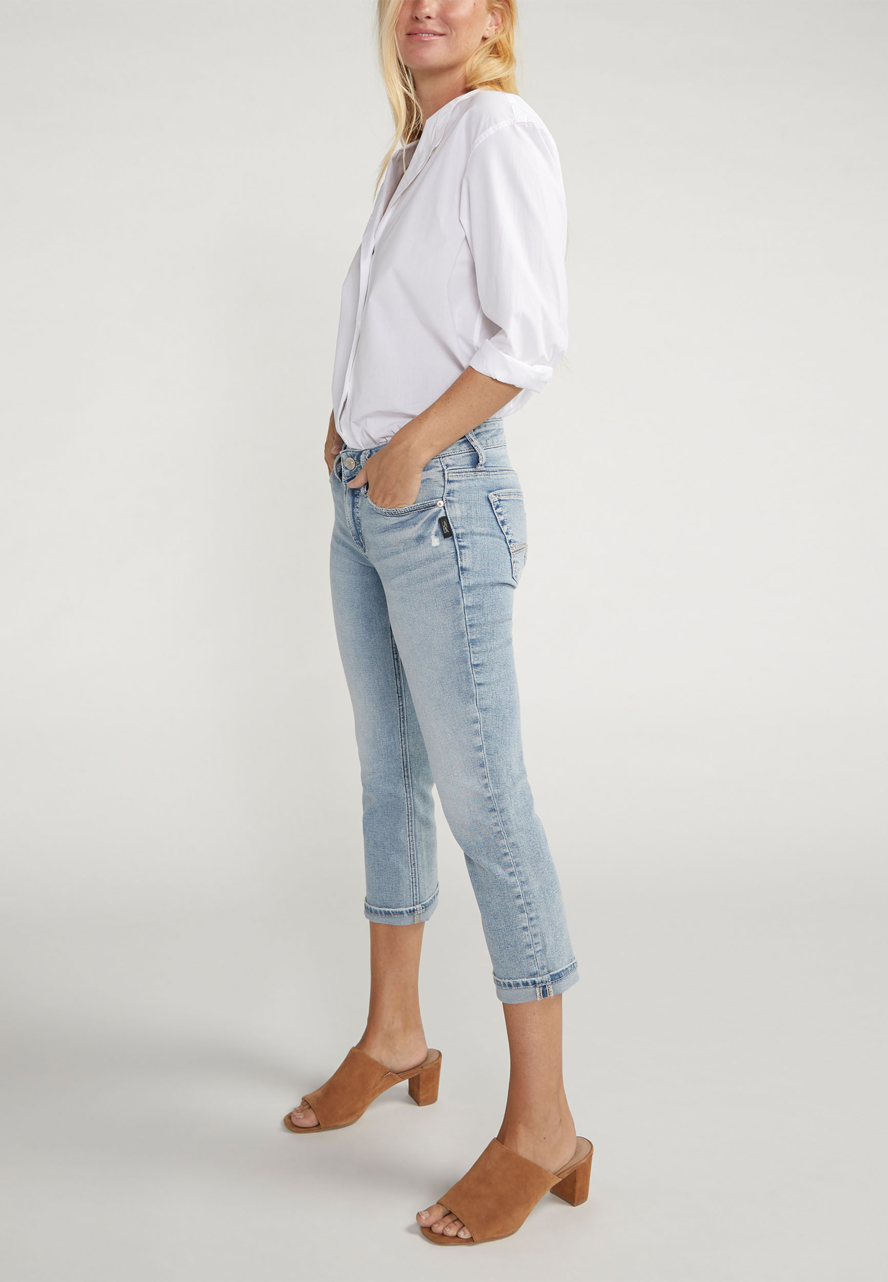 Silver Jeans Co.&reg; Britt Curvy Low Rise Capri Jean, C2806, large