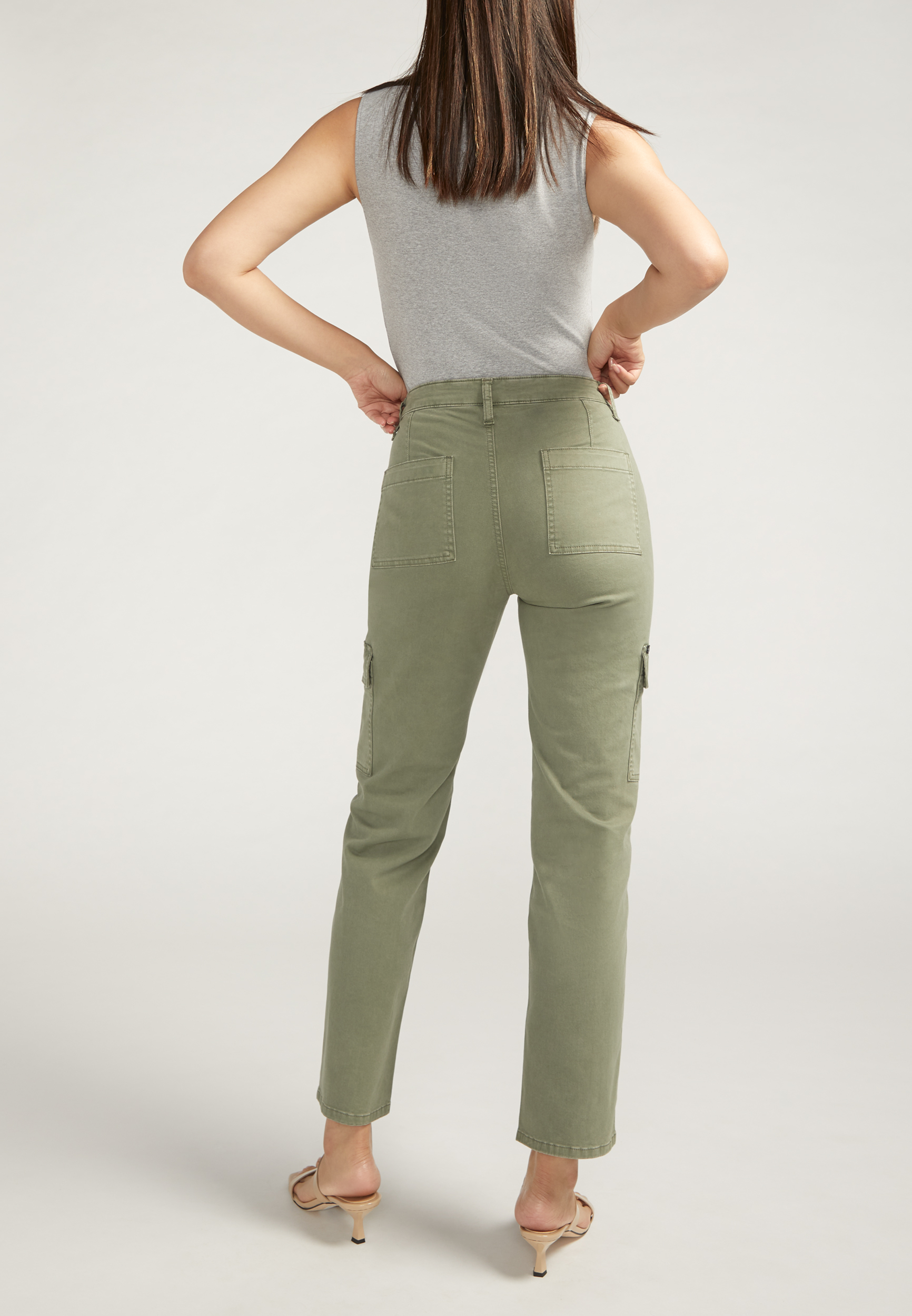 Silver Jeans Co.&reg; Olive Suki Low Stretch Cargo Pant, C774, large