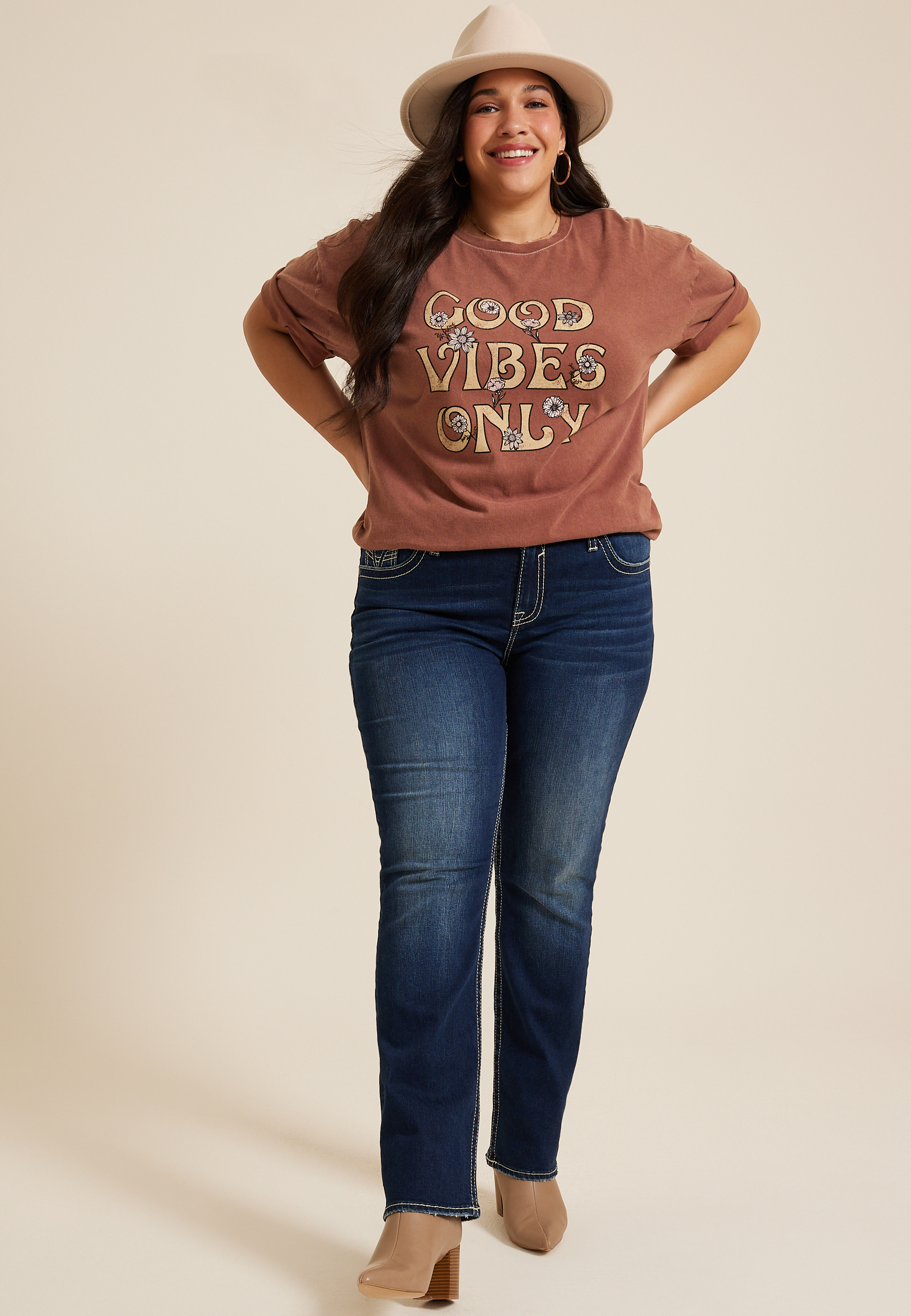 Plus Size Good Vibes Only Relaxed Fit Graphic Tee, C4067, large