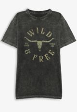 Wild And Free Relaxed Fit Graphic Tee, C106, small