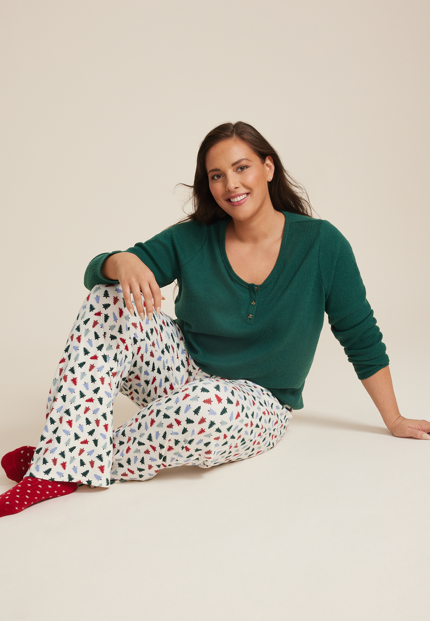 Plus Size Henley Long Sleeve Tee And Wide Leg Pajama Set, C3409, large