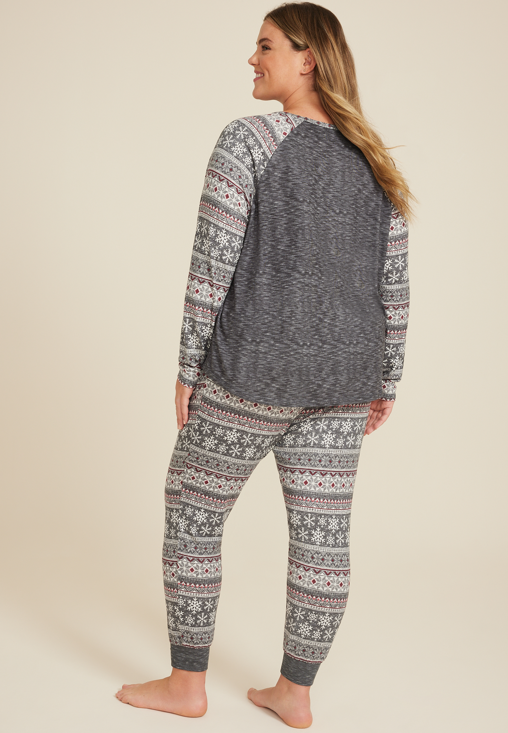 Plus Size Fair Isle Snowflake Raglan Top and Jogger Pajama Set, HEATHER GRAY COMBO, large