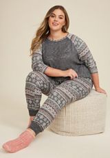 Plus Size Fair Isle Snowflake Raglan Top and Jogger Pajama Set, HEATHER GRAY COMBO, small