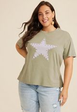 Plus Size Studded Star Relaxed Fit Graphic Tee, C425, small