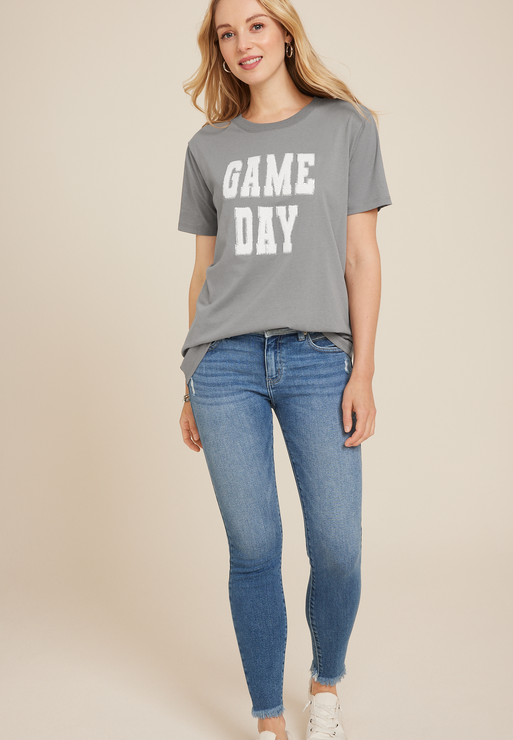 Maurices Women's X Small Size Game Day Oversized Fit Graphic Tee Gray
