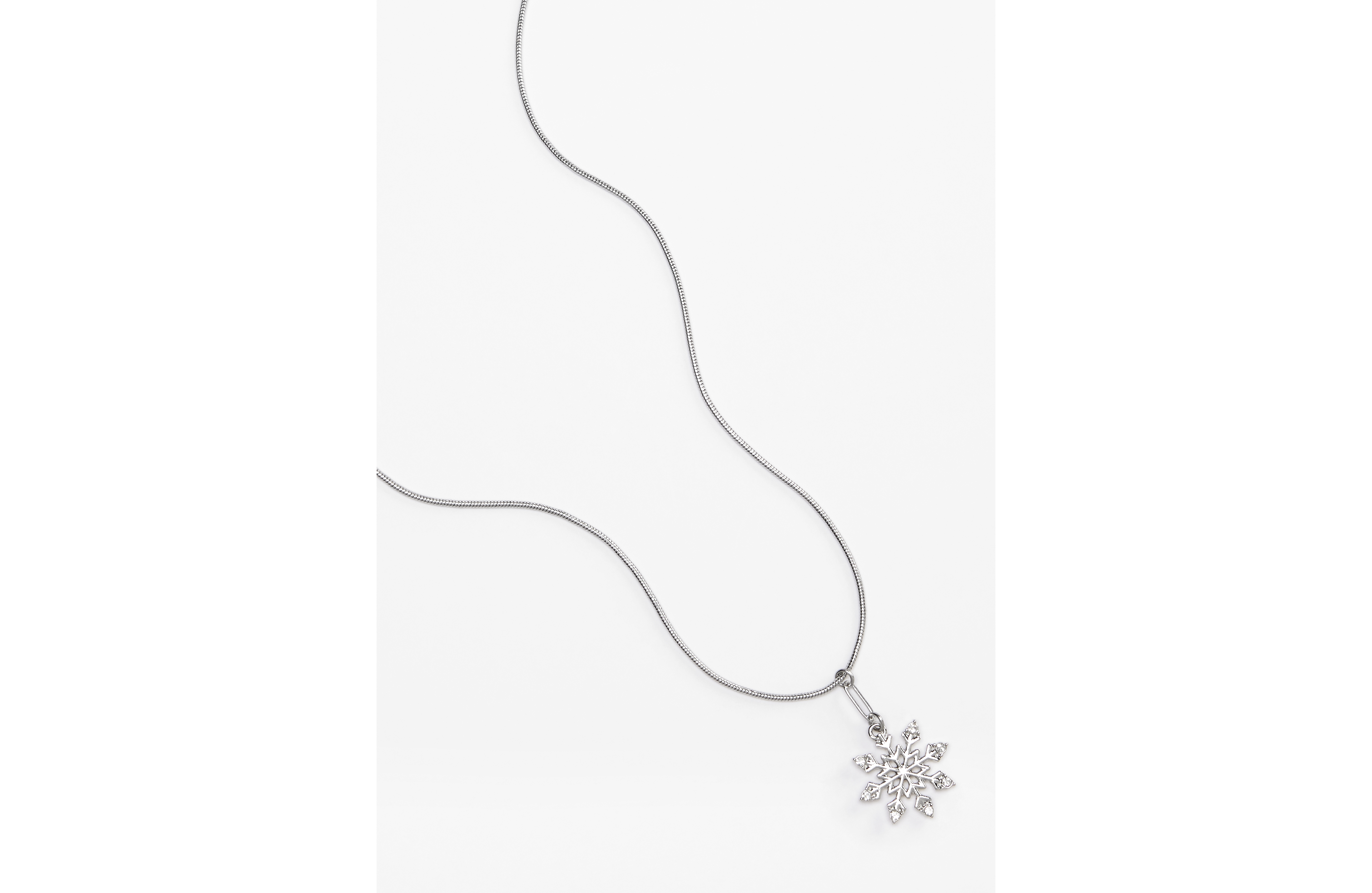 Silver Snowflake Pendant Necklace