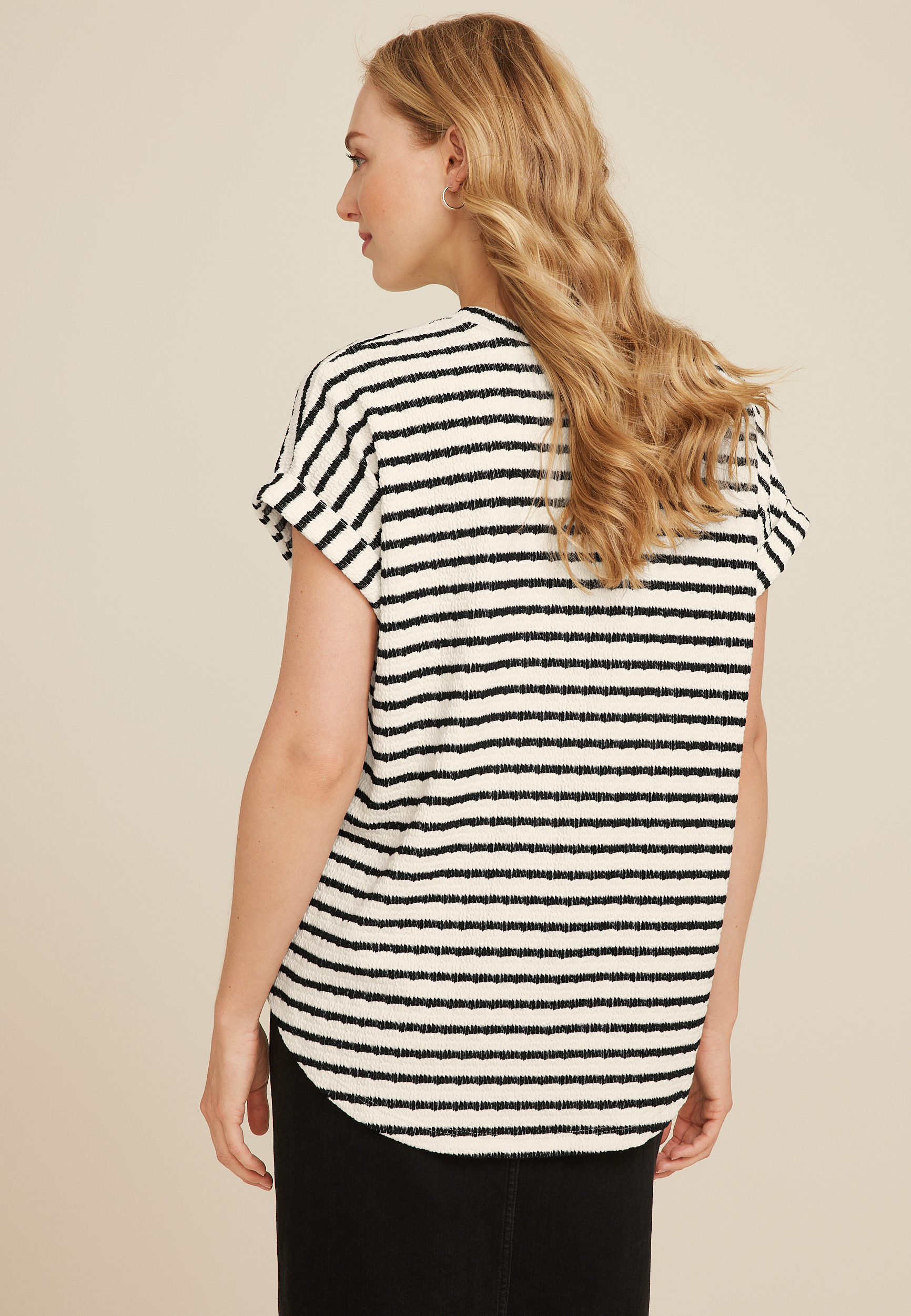 24/7 Clara Textured V Neck Tee, C1756, large