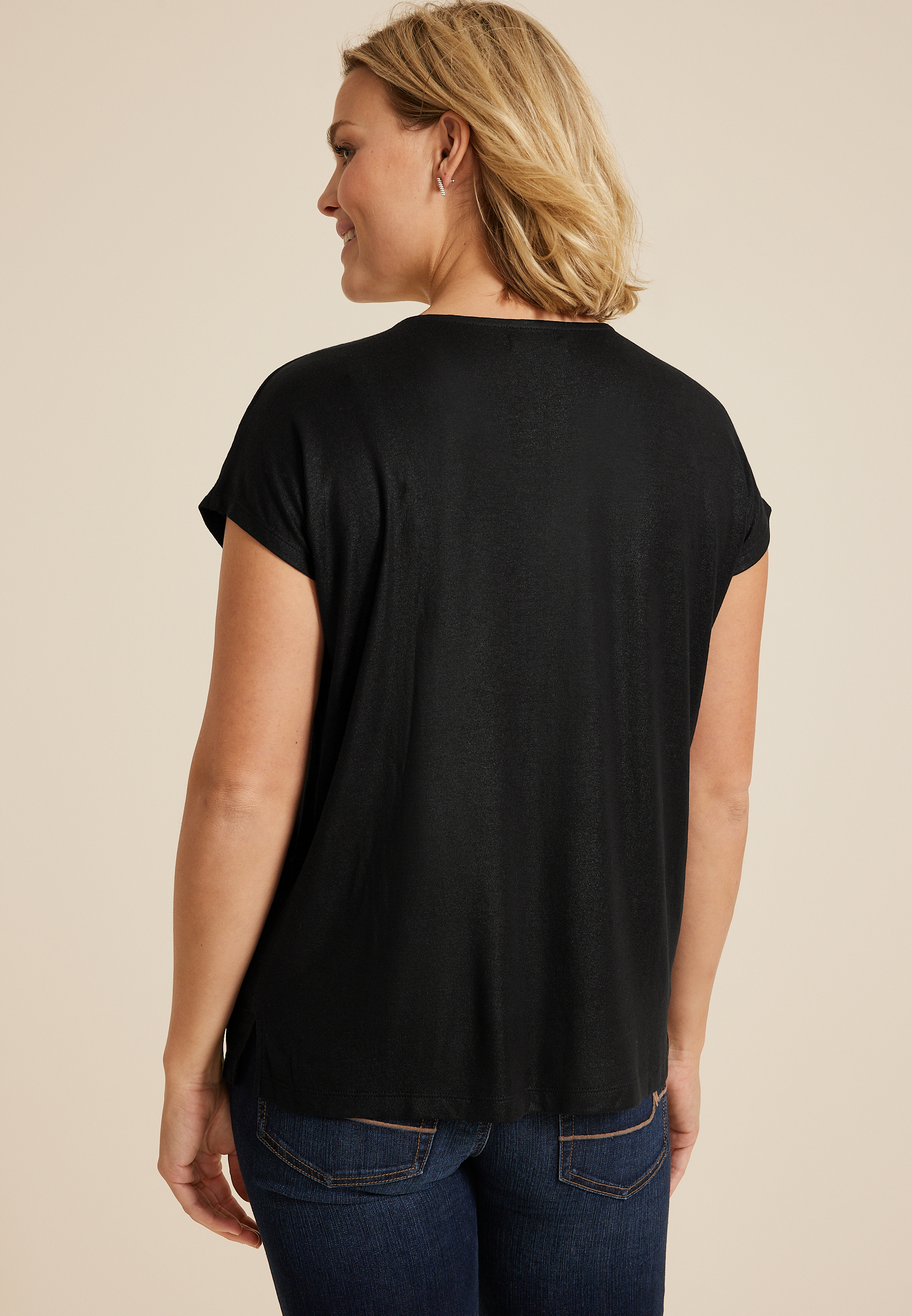 edgely™ Metallic Trim V Neck Tee