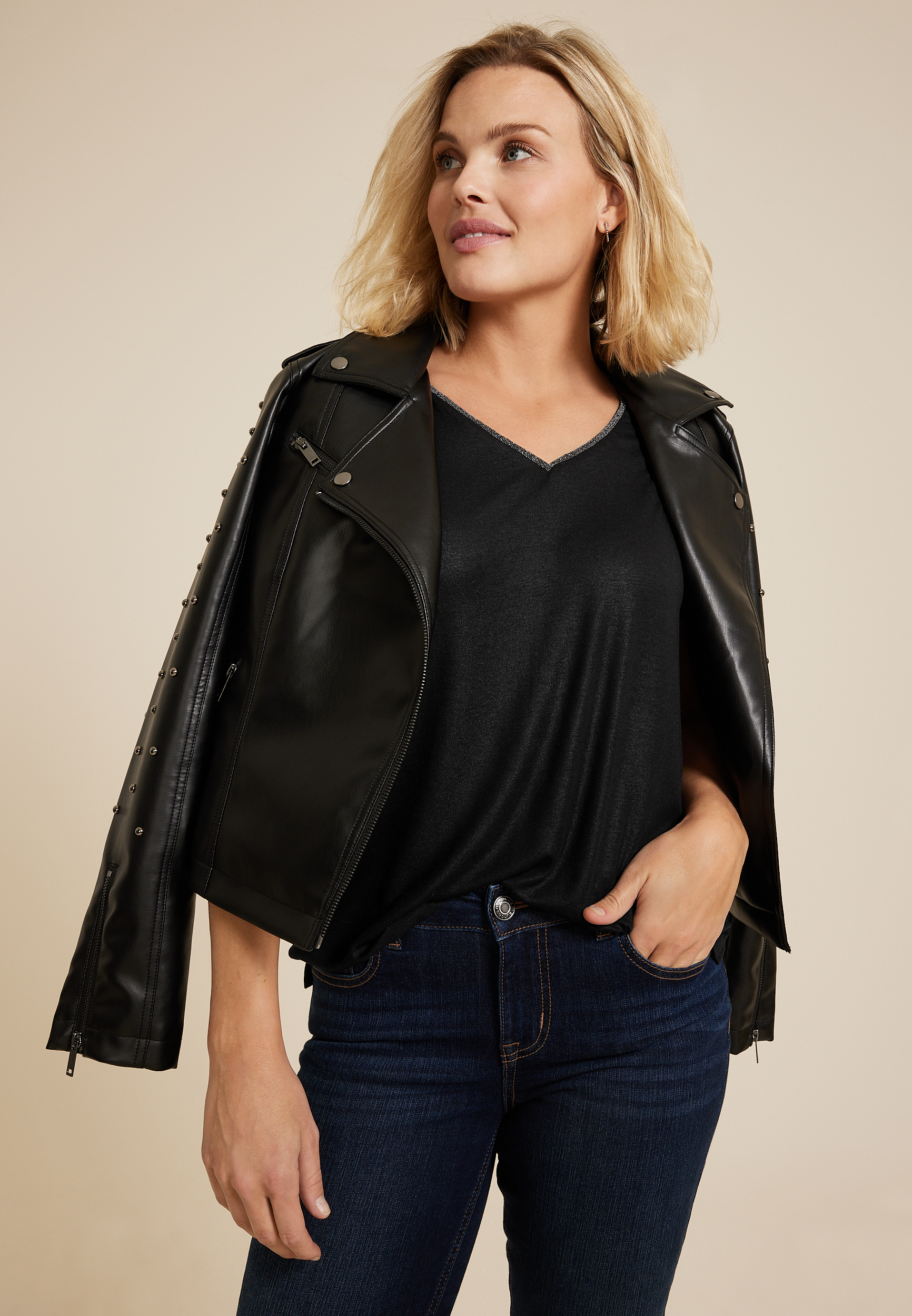 edgely™ Metallic Trim V Neck Tee