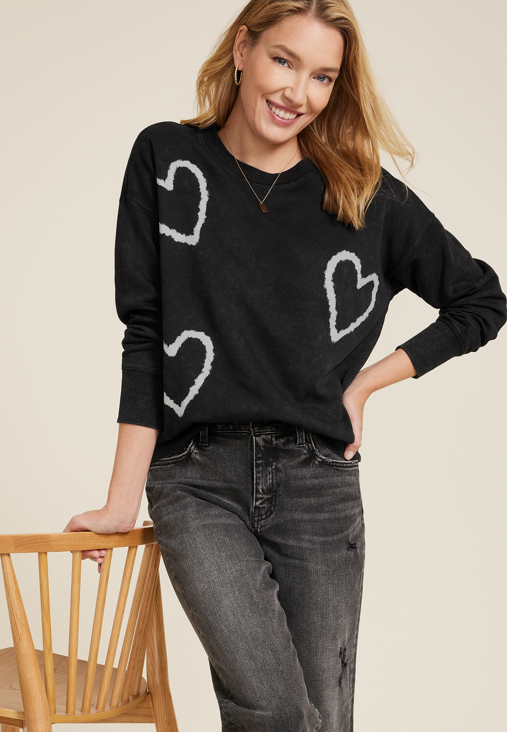 Scattered Hearts Relaxed Fit Sweatshirt, BLACK, large